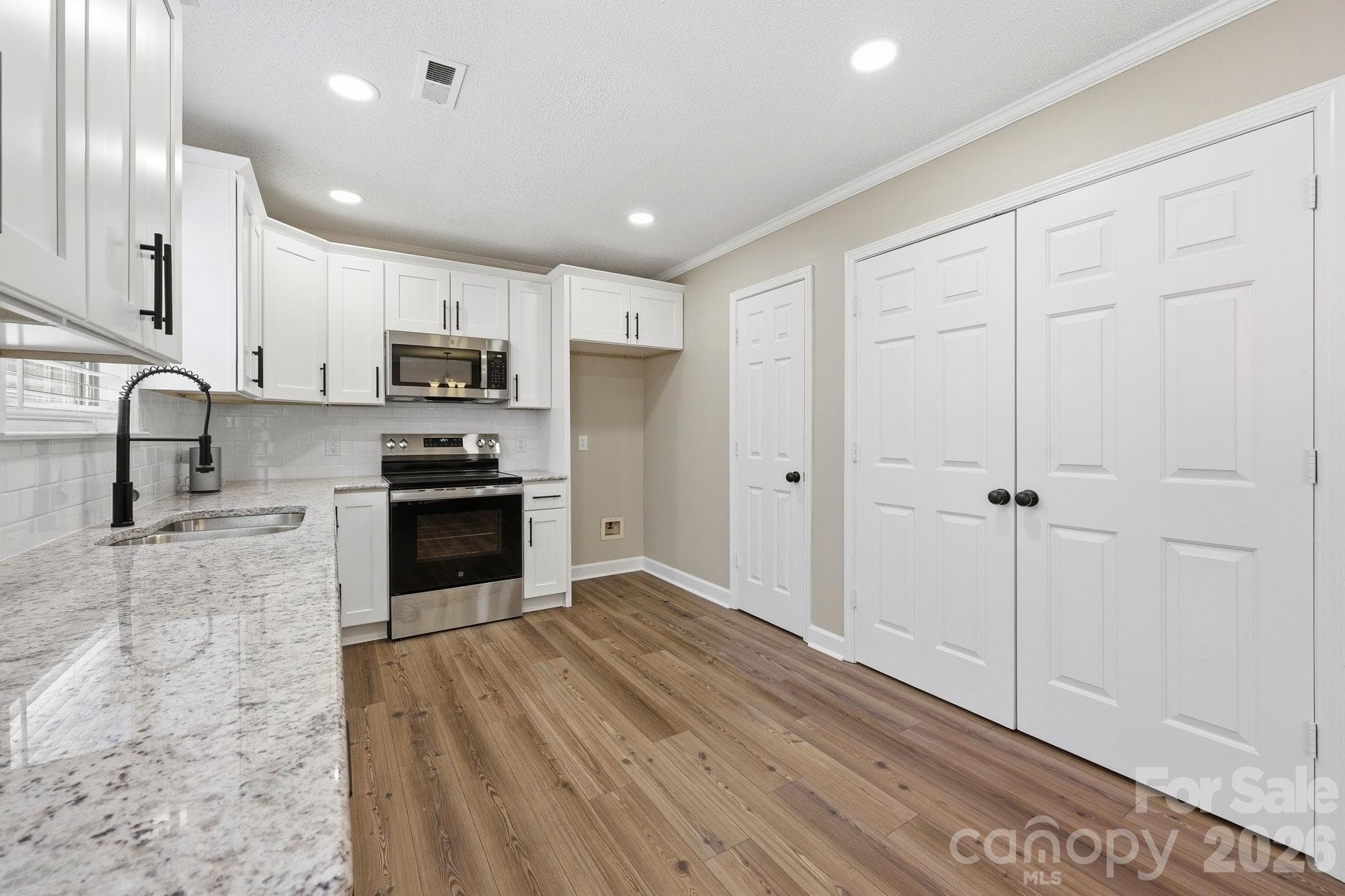 Townhouse at 806 Maupin Avenue, Salisbury, photo 30 of 46