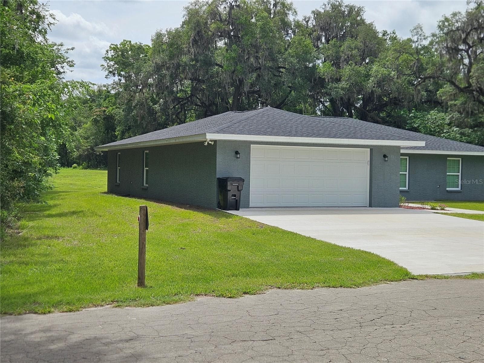 Single Family Residence at 51 NE 10TH ST, WILLISTON, photo 2 of 34