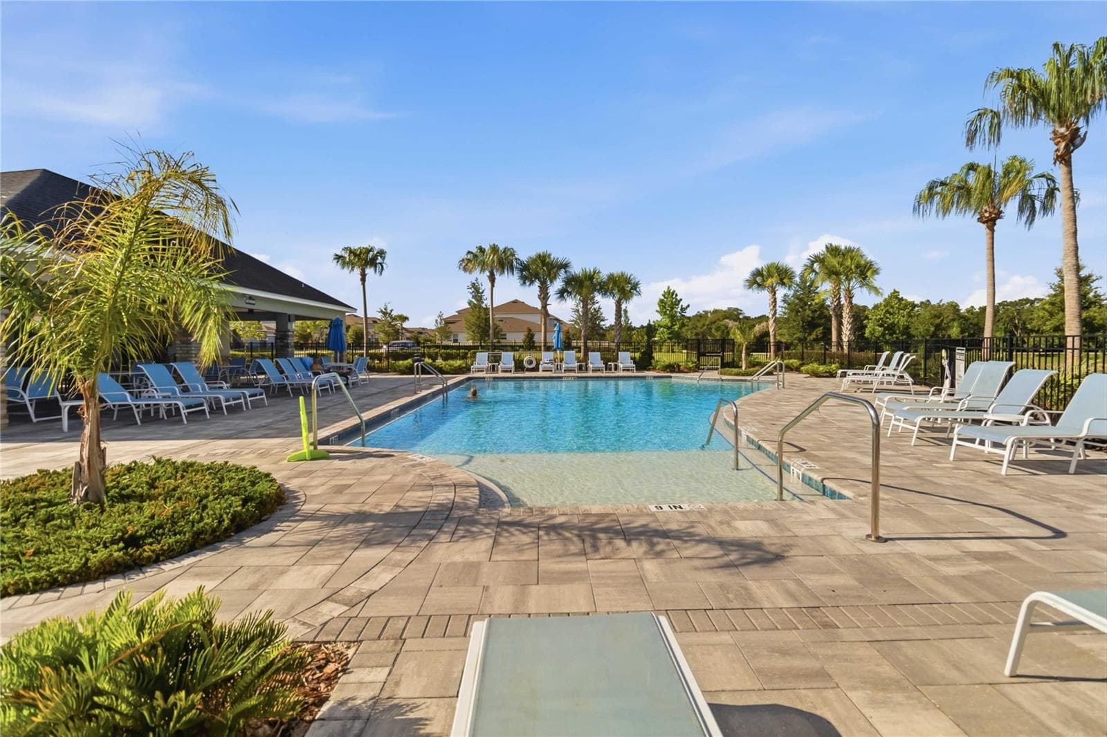 Community pool - 4519 LIONS GATE AVE, CLERMONT