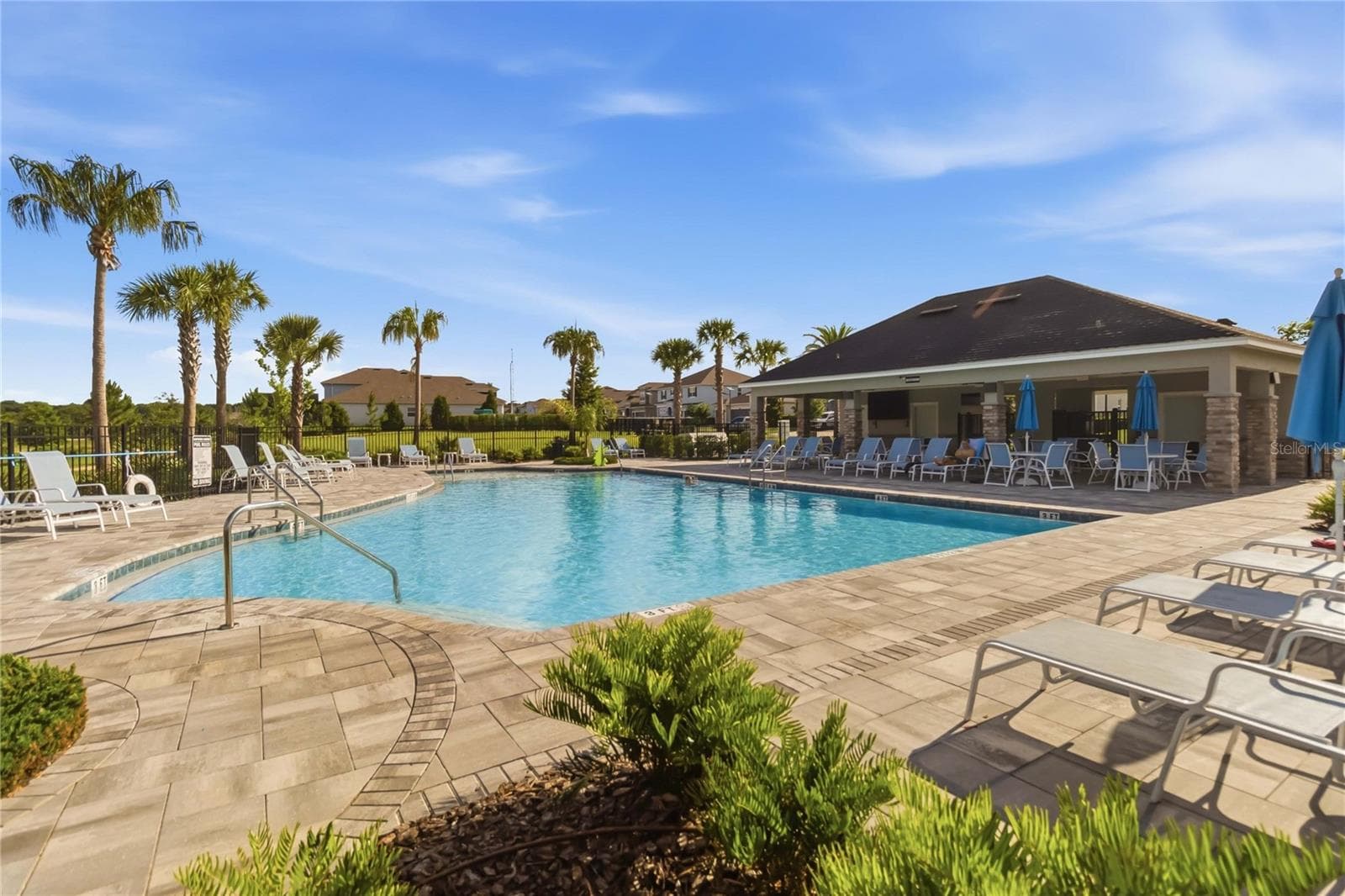Community pool - 4519 LIONS GATE AVE, CLERMONT