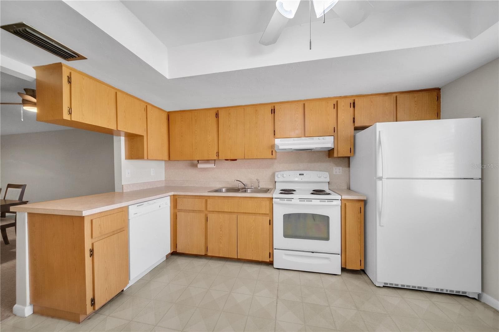 Duplex at 836 SW TRAFALGAR PKWY, CAPE CORAL, photo 4 of 32