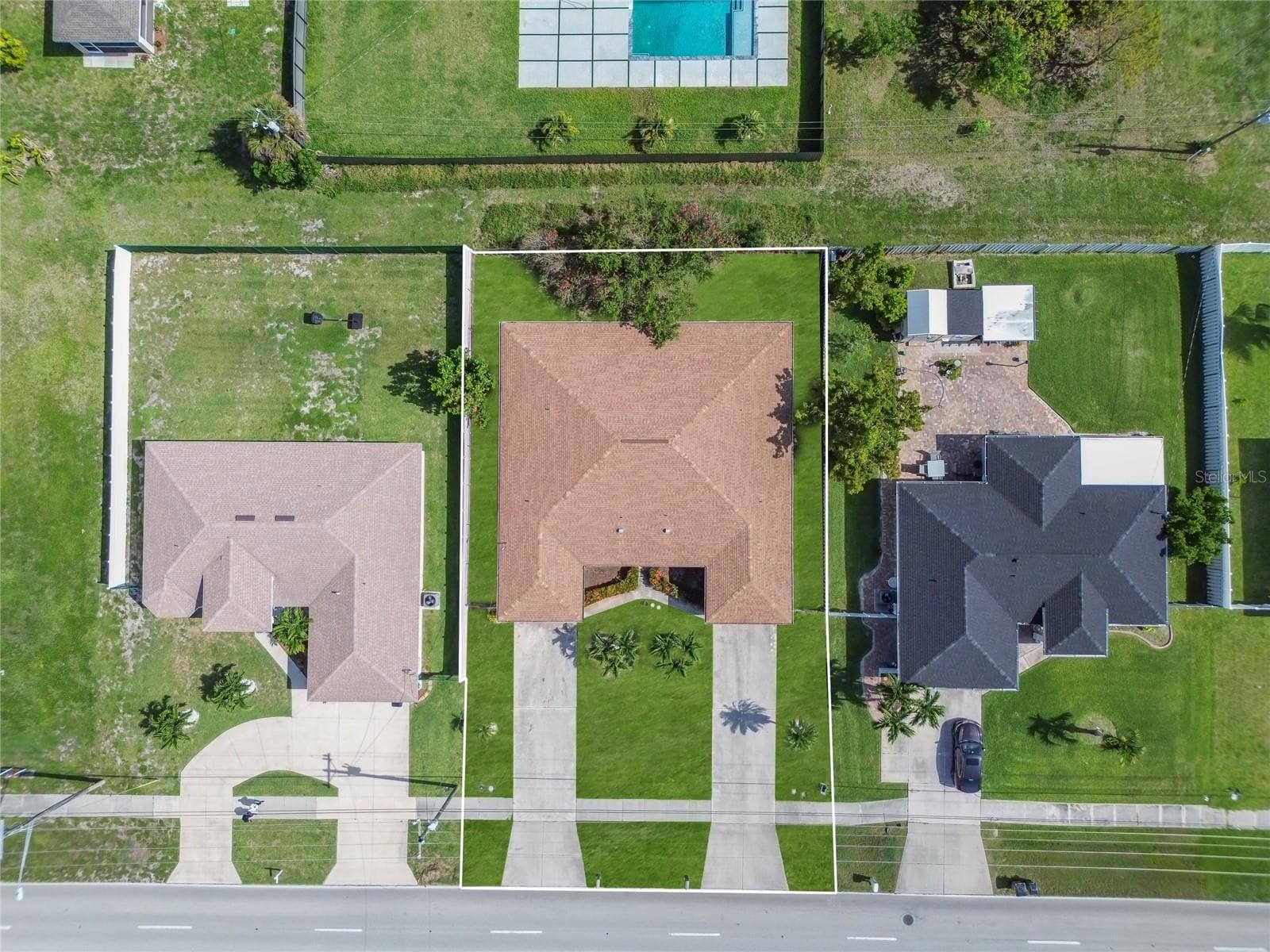 Duplex at 836 SW TRAFALGAR PKWY, CAPE CORAL, photo 31 of 32