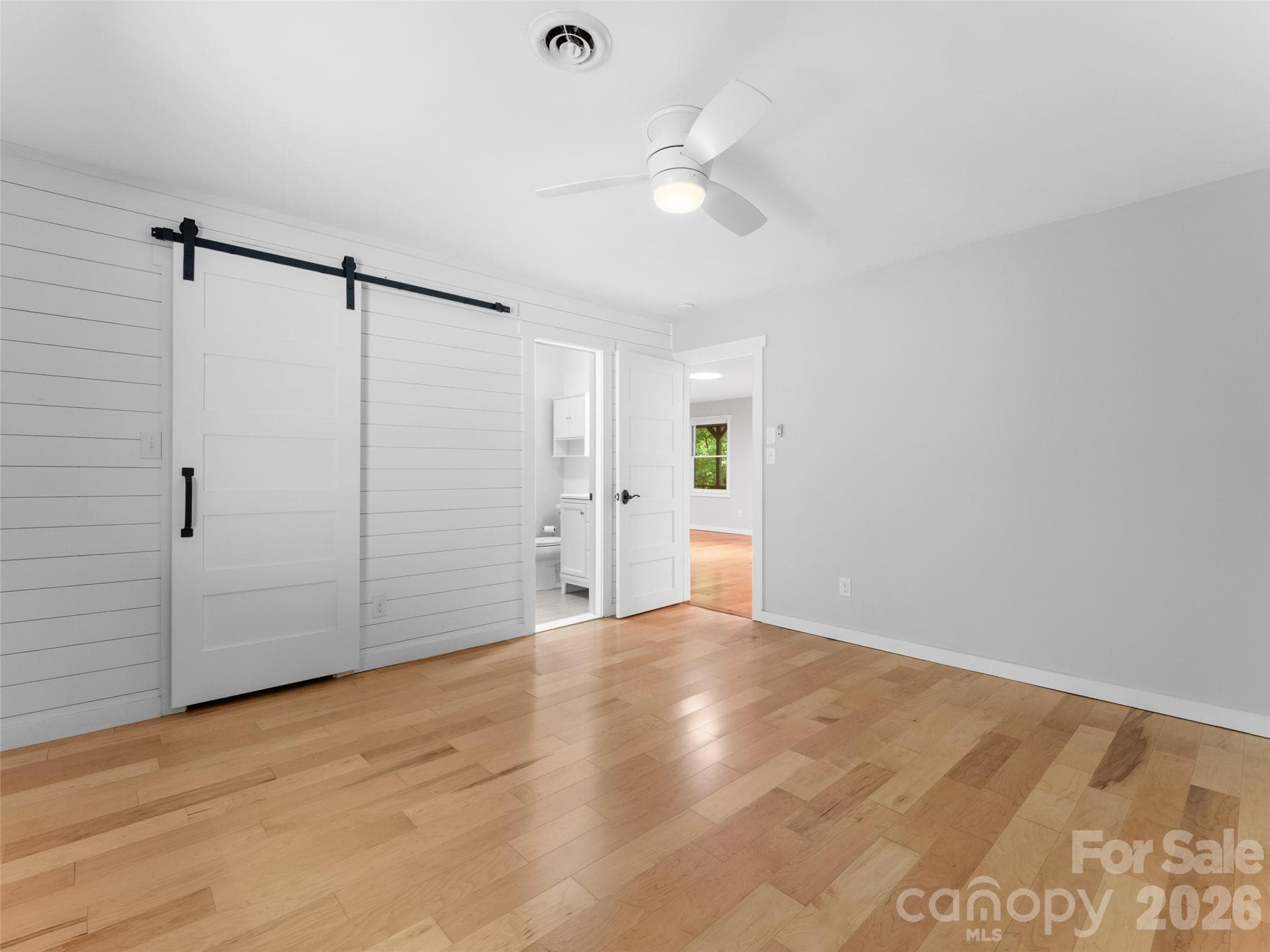Single Family Residence at 90 Cheestoonaya Way, Brevard, photo 20 of 31