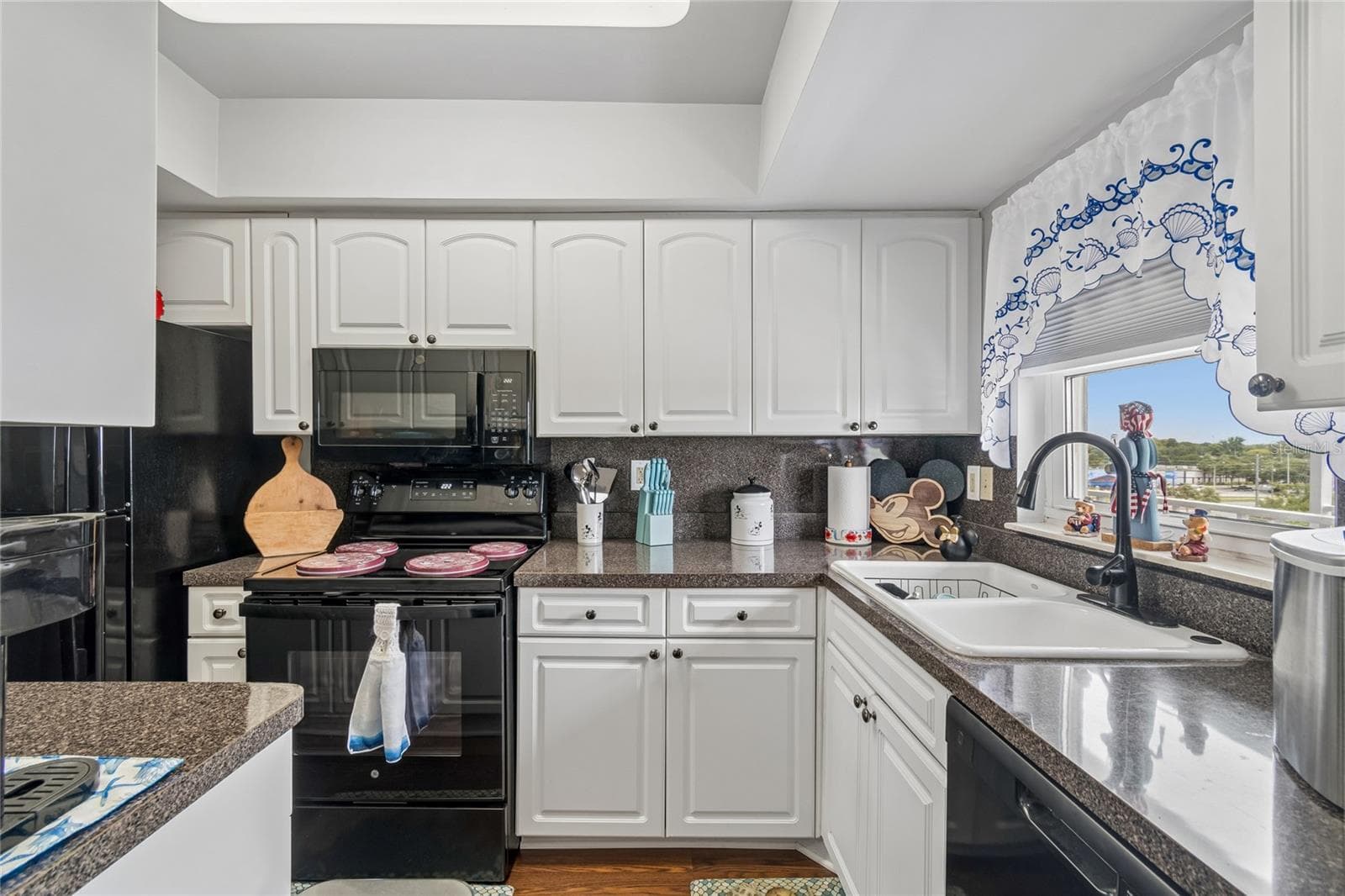 Condominium at 4939 FLORAMAR TER #610, NEW PORT RICHEY, photo 13 of 46