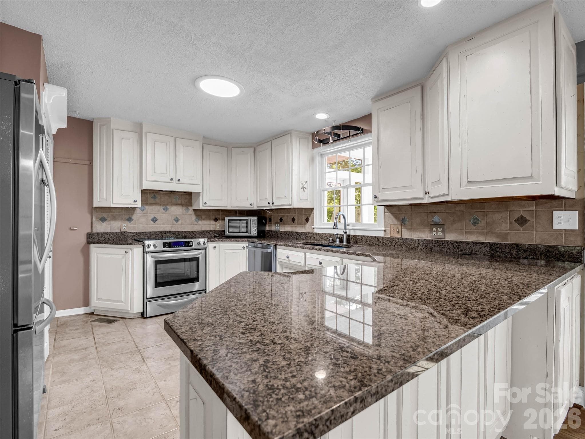 Single Family Residence at 52 Forest Road, Asheville, photo 14 of 47