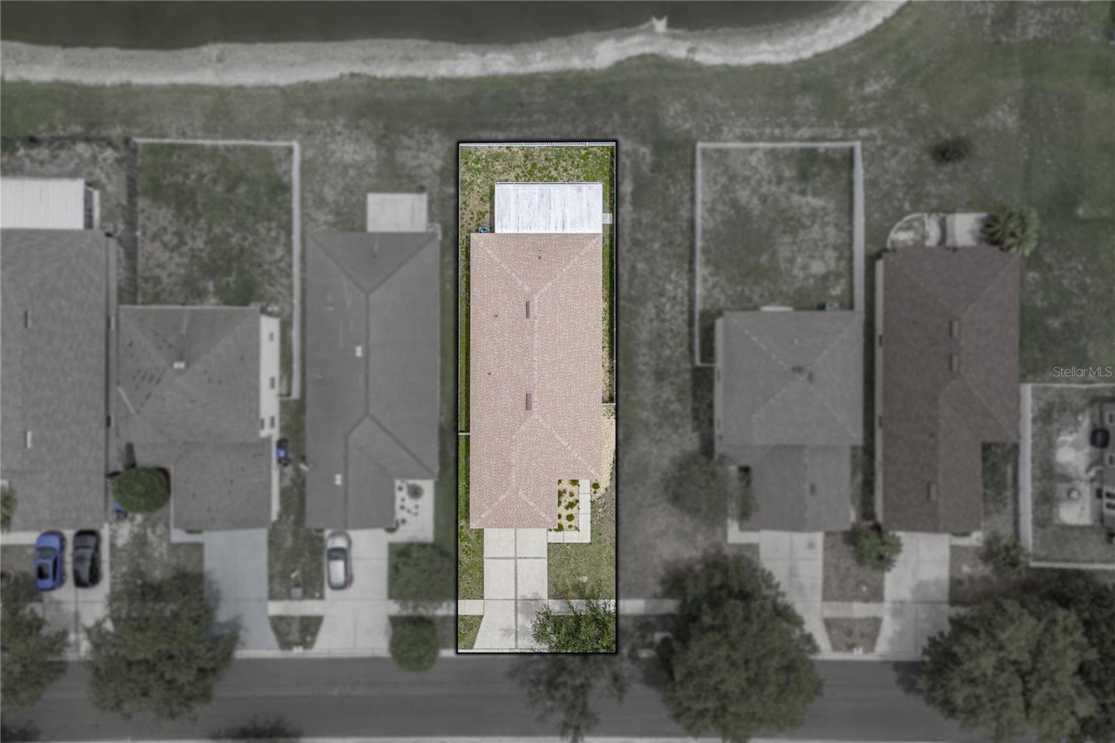 Single Family Residence at 8160 CANTERBURY LAKE BLVD, TAMPA, photo 4 of 46