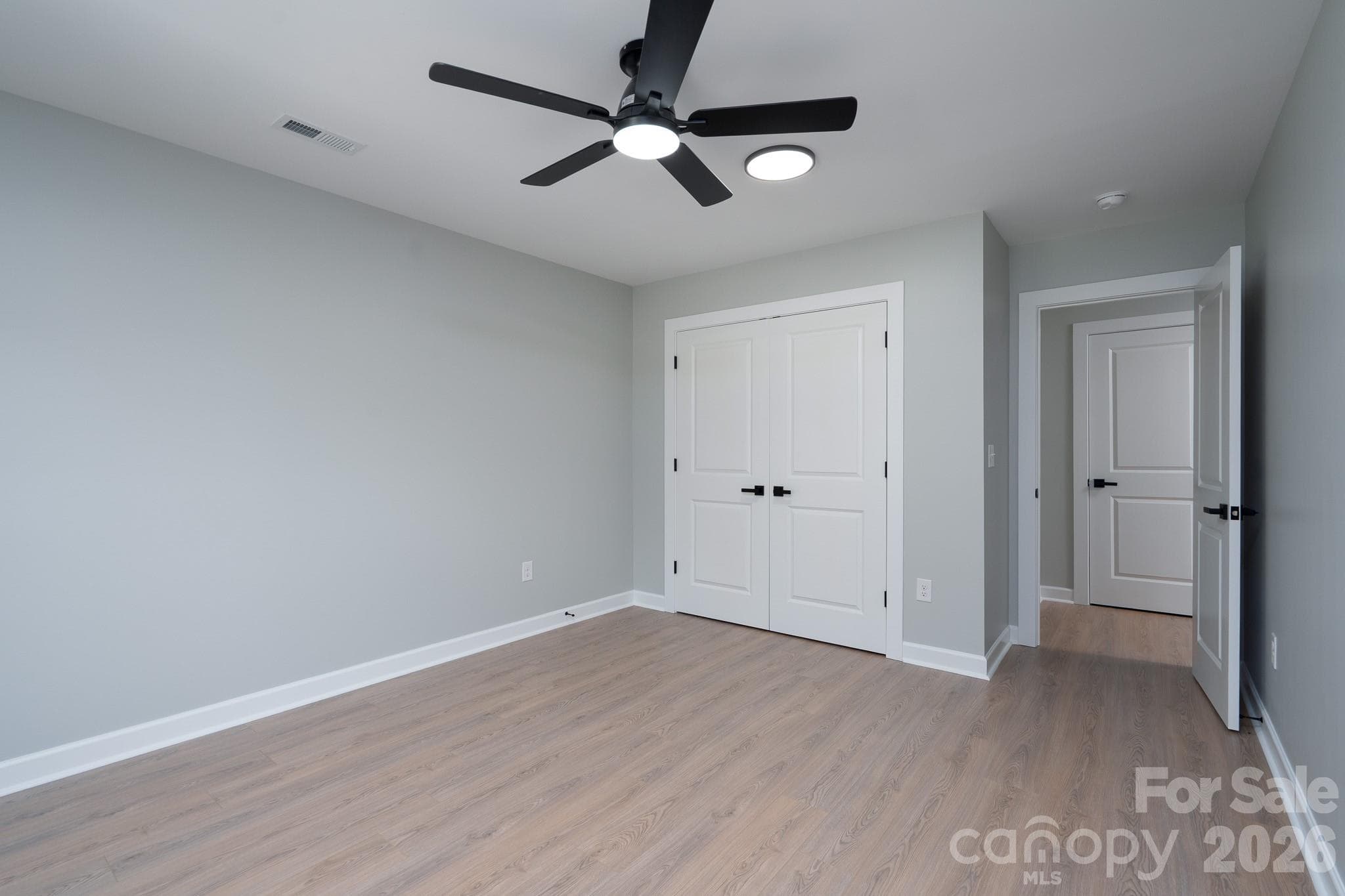 Single Family Residence at 610 Queens Drive, Dallas, photo 38 of 44