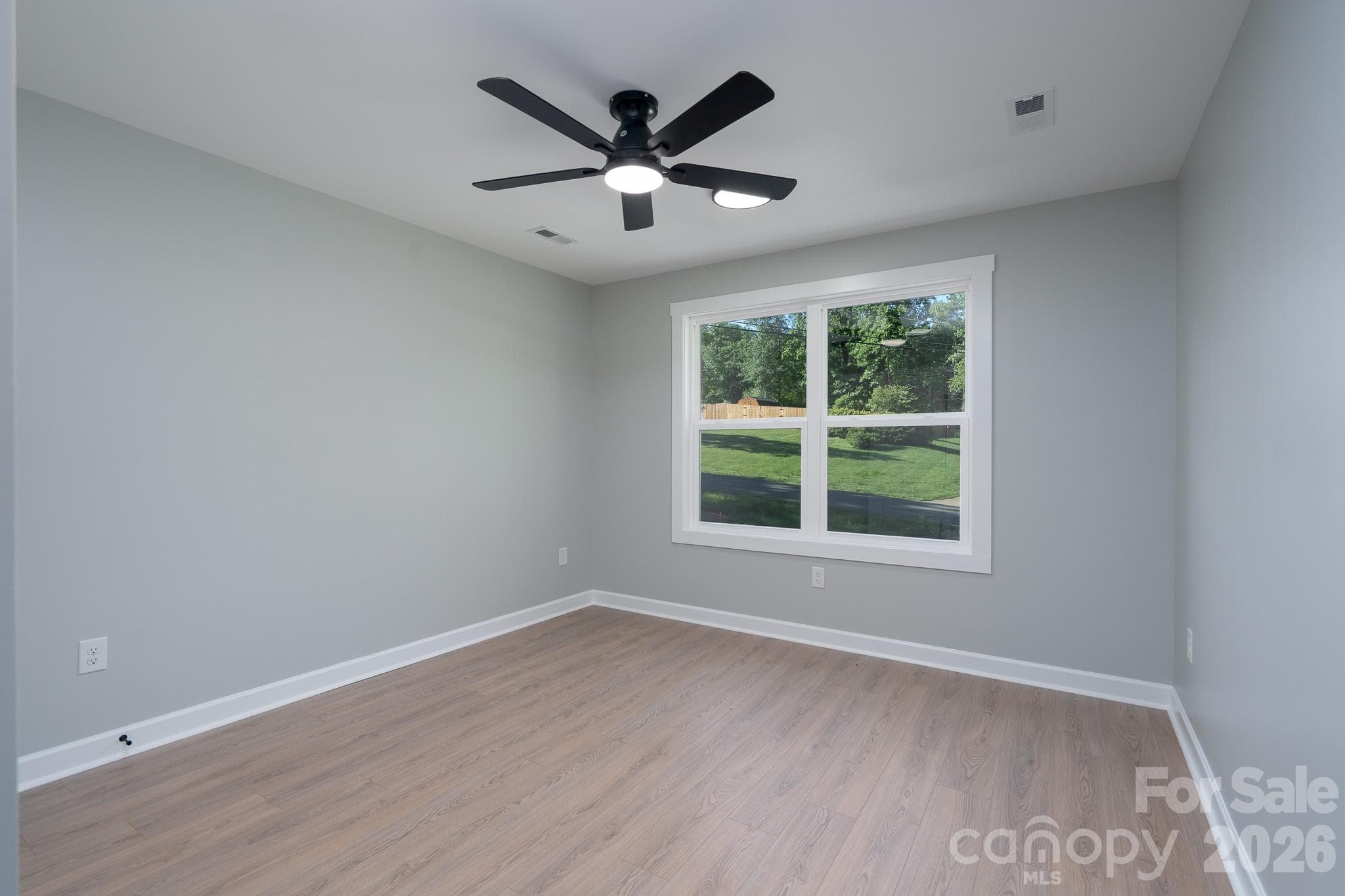 Single Family Residence at 610 Queens Drive, Dallas, photo 42 of 44