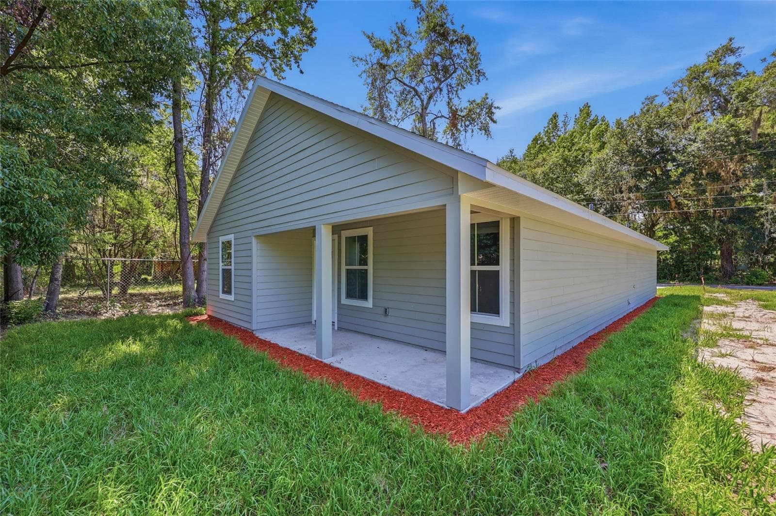 Single Family Residence at 2014 NE 3RD PL, GAINESVILLE, photo 20 of 21