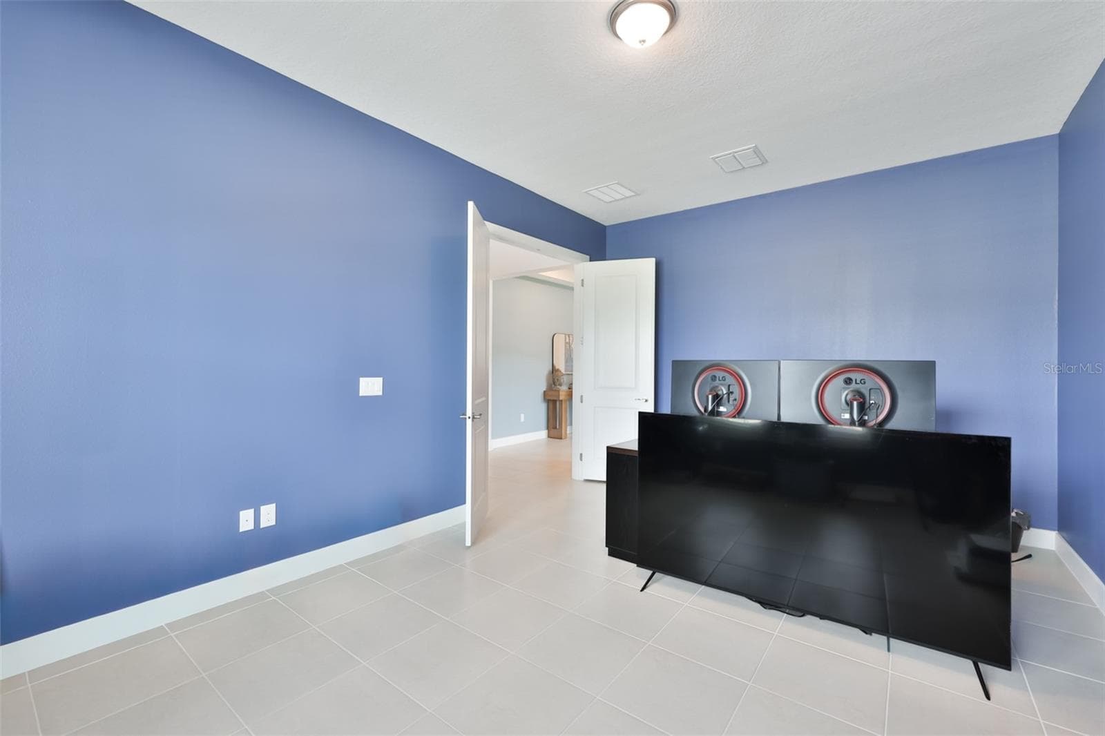Office - 6107 GOLDEN BEACH DR, APOLLO BEACH
