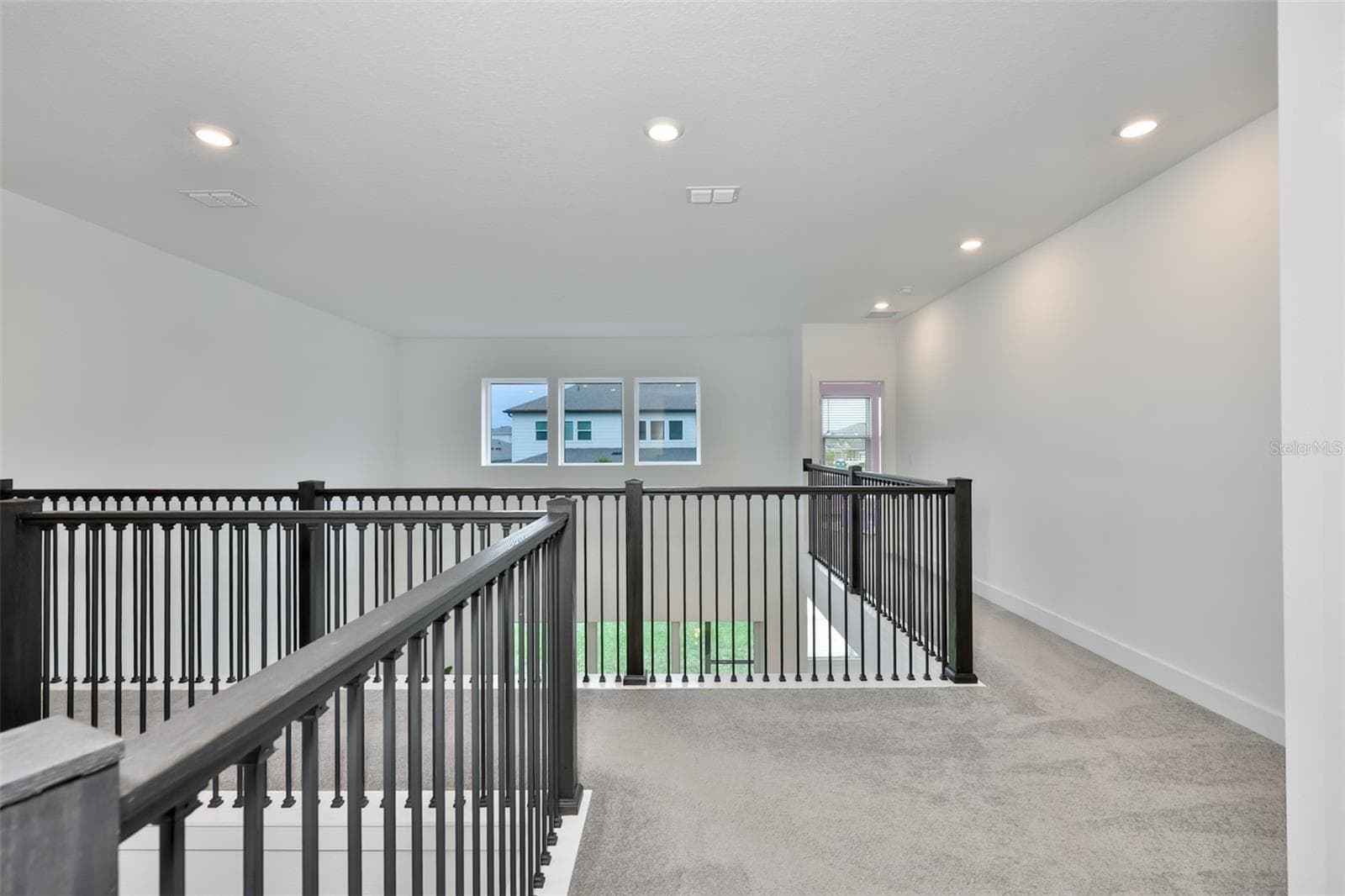 Catwalk to bedrooms - 6107 GOLDEN BEACH DR, APOLLO BEACH