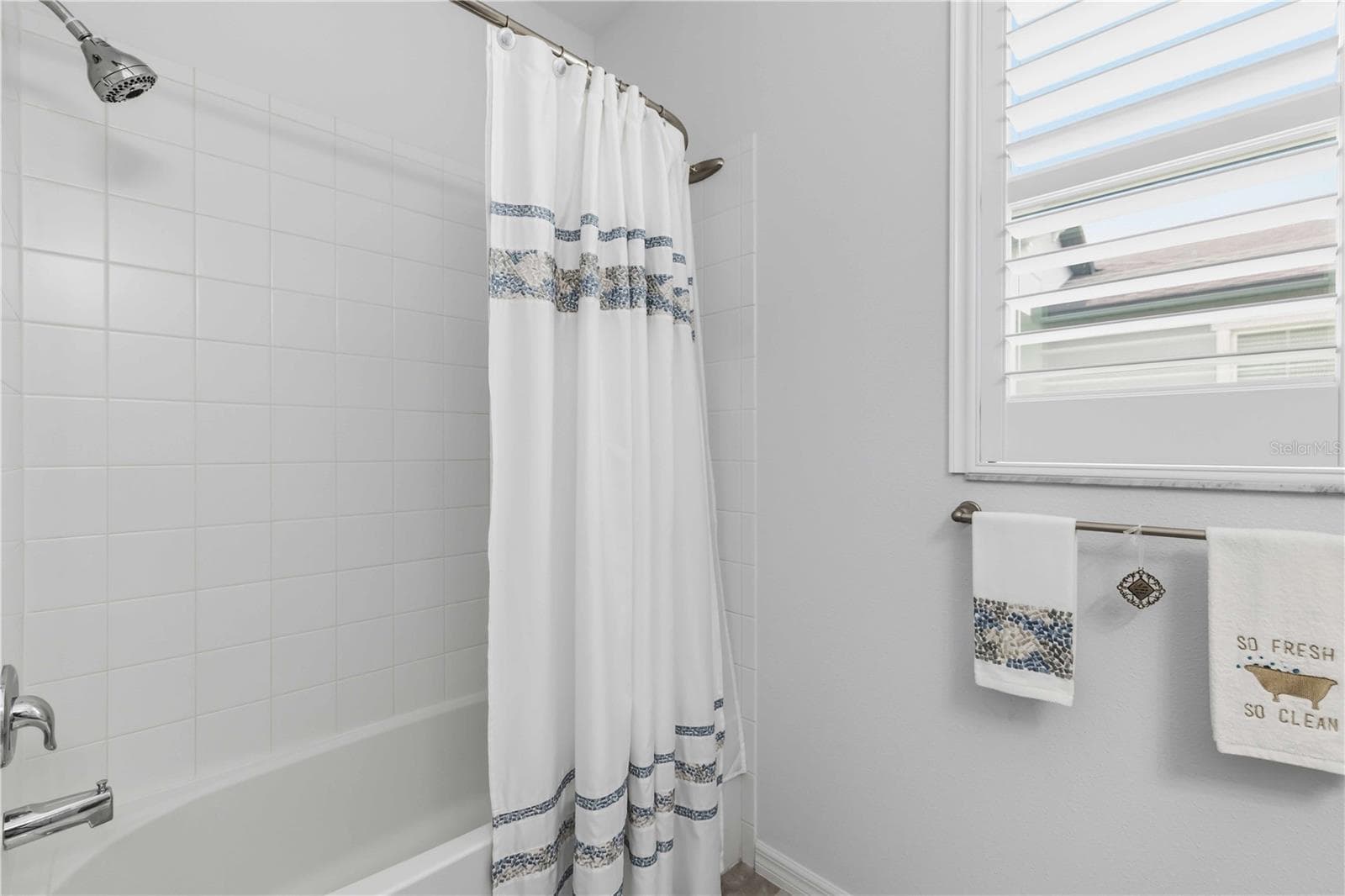 Villa at 8512 CACHE DR, SARASOTA, photo 33 of 46