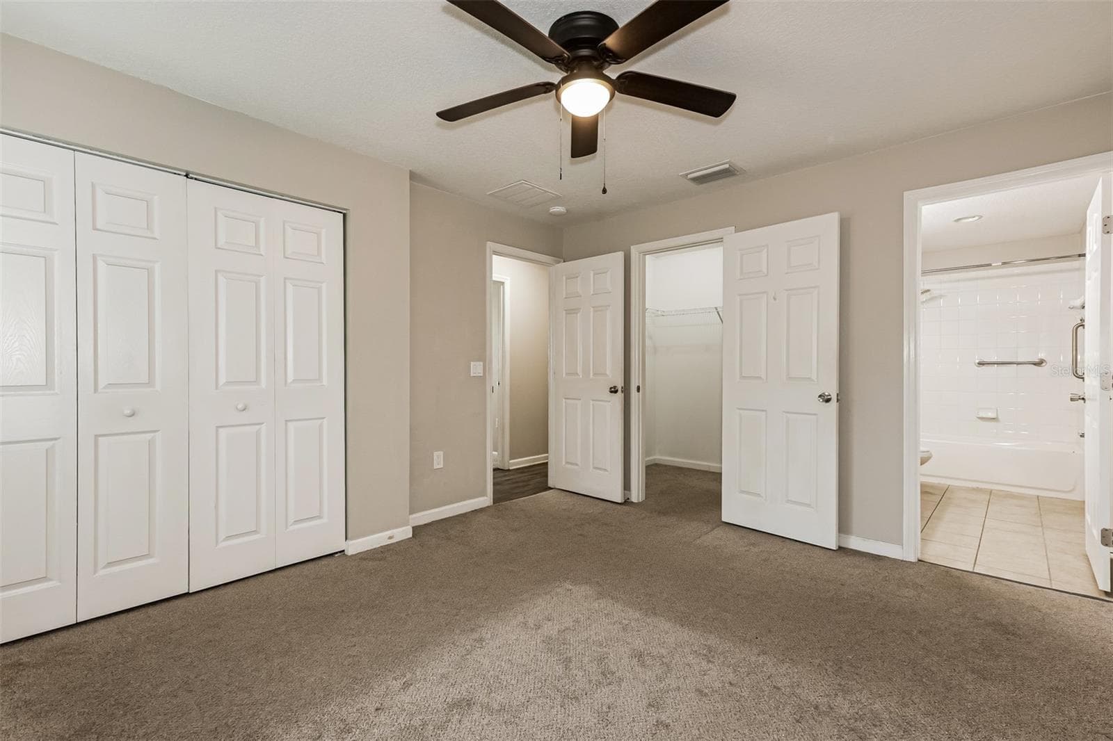 Single Family Residence at 1505 E CARACAS ST, TAMPA, photo 12 of 21