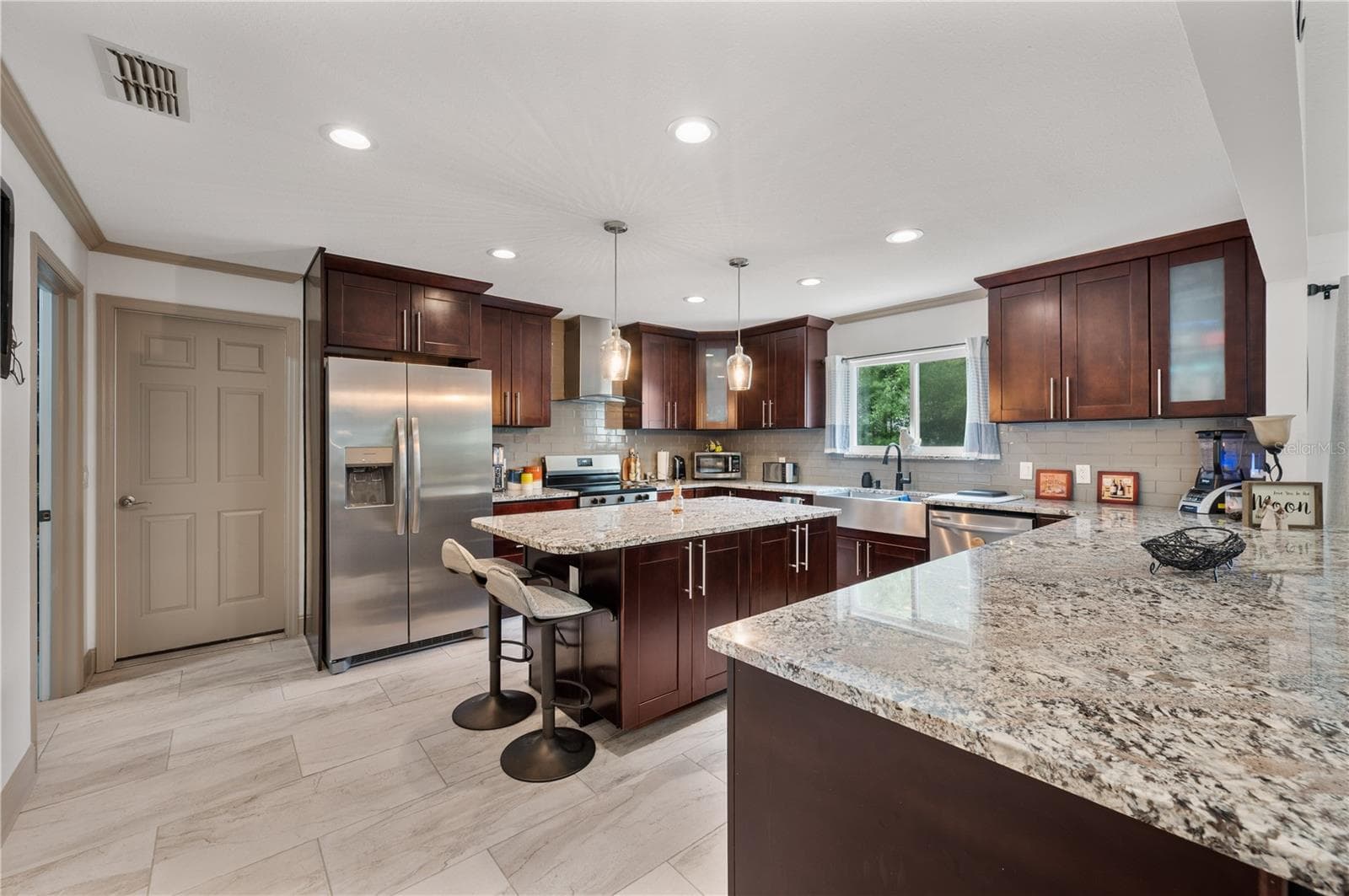 Single Family Residence at 4128 MATHER RD W, LAKELAND, photo 11 of 44