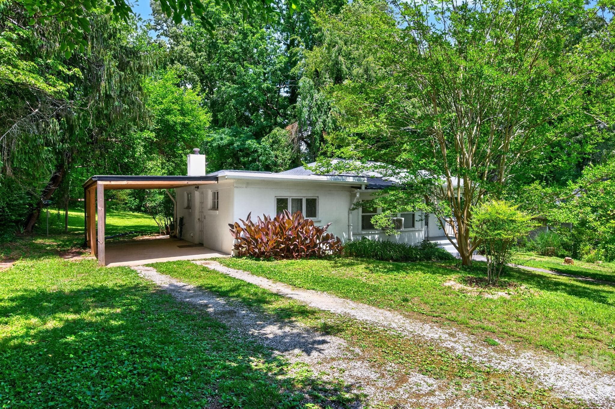 Front of House - Hendersonville