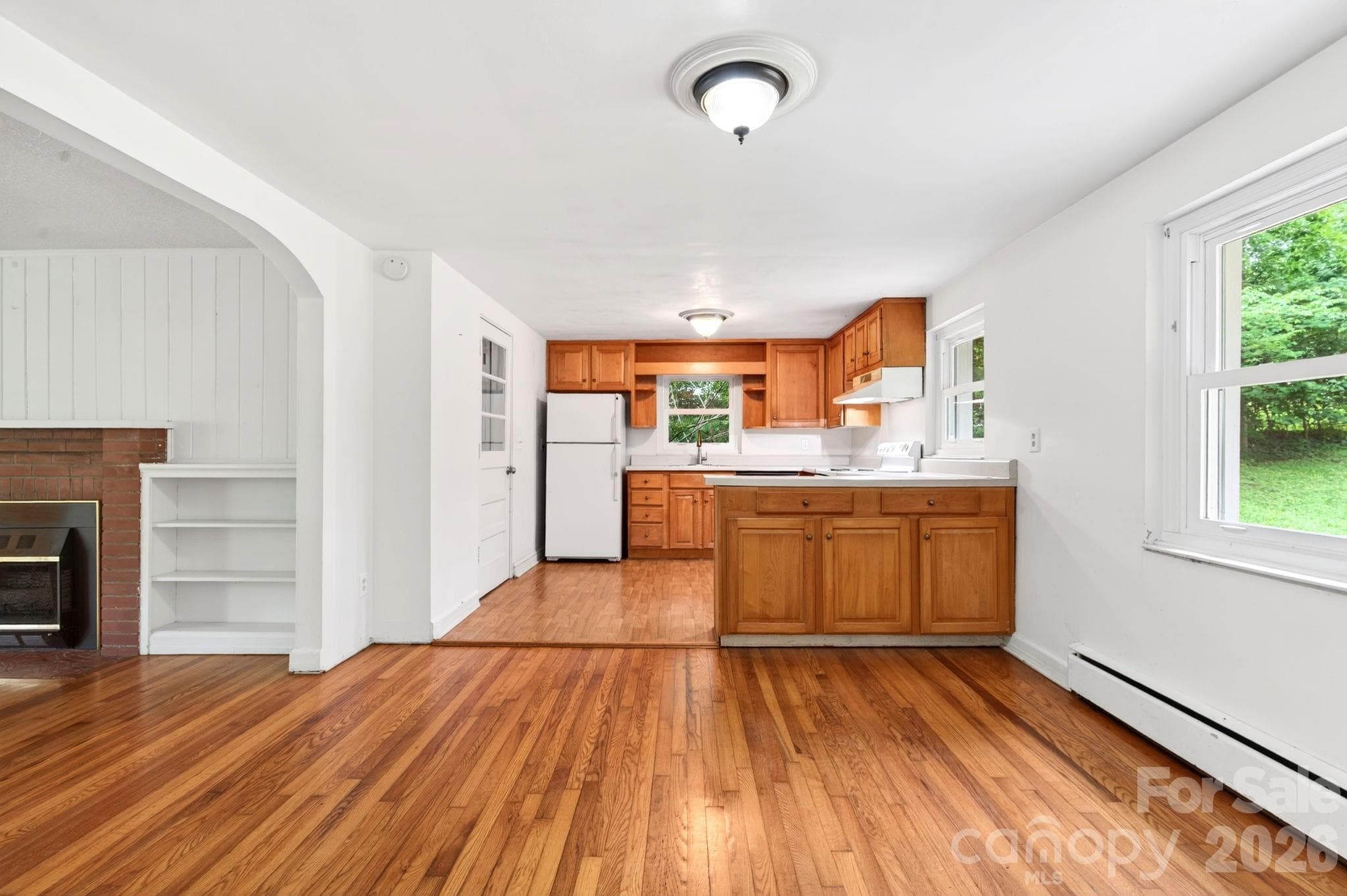 Dining Kitchen - 411 Hillcrest Circle, Hendersonville