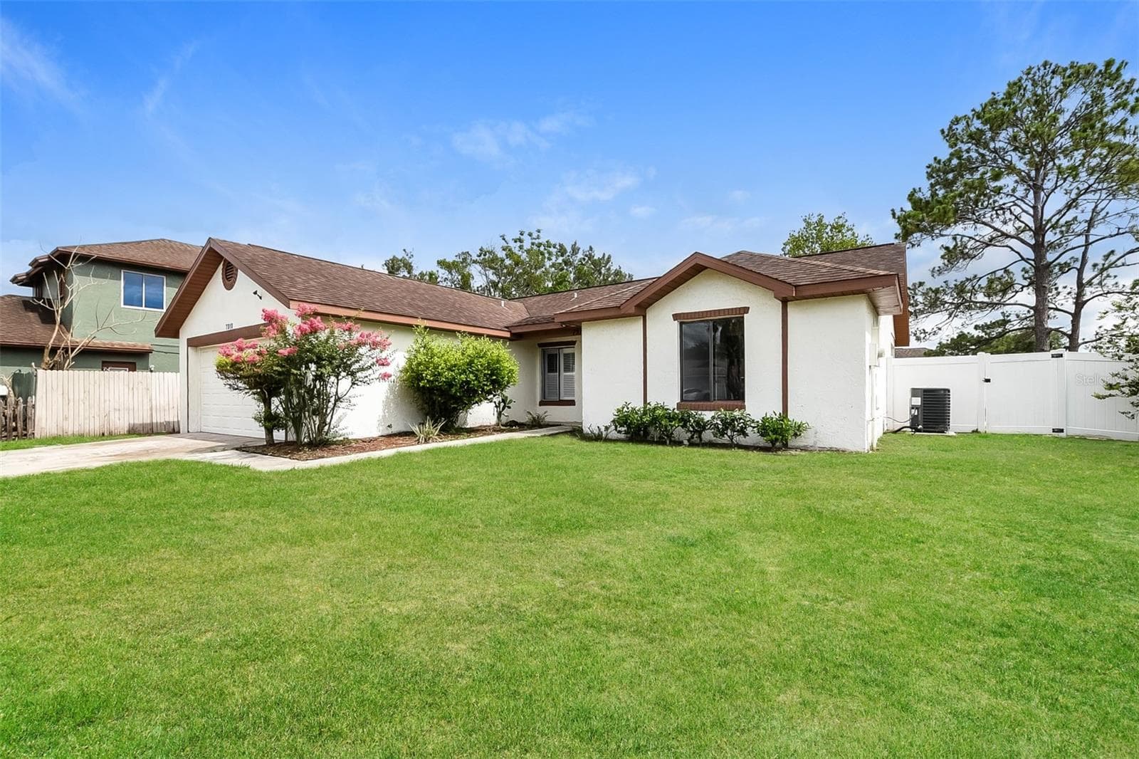 7313 RADIANT CIR