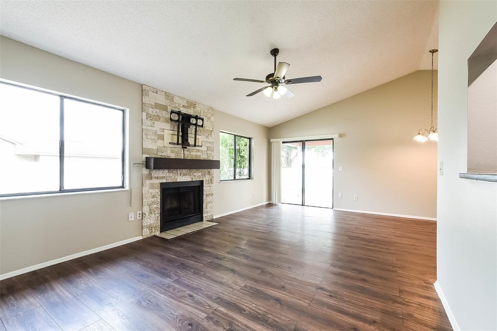 Single Family Residence at 7313 RADIANT CIR, ORLANDO, photo 5 of 21