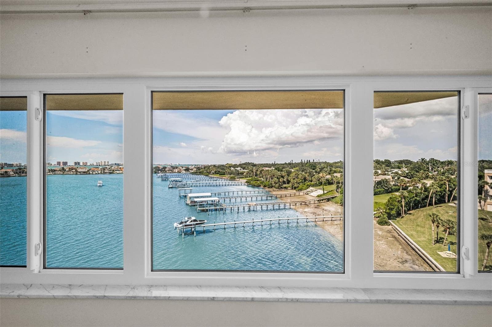 Storm windows great view - 100 BLUFF VIEW DR #608C, BELLEAIR BLUFFS
