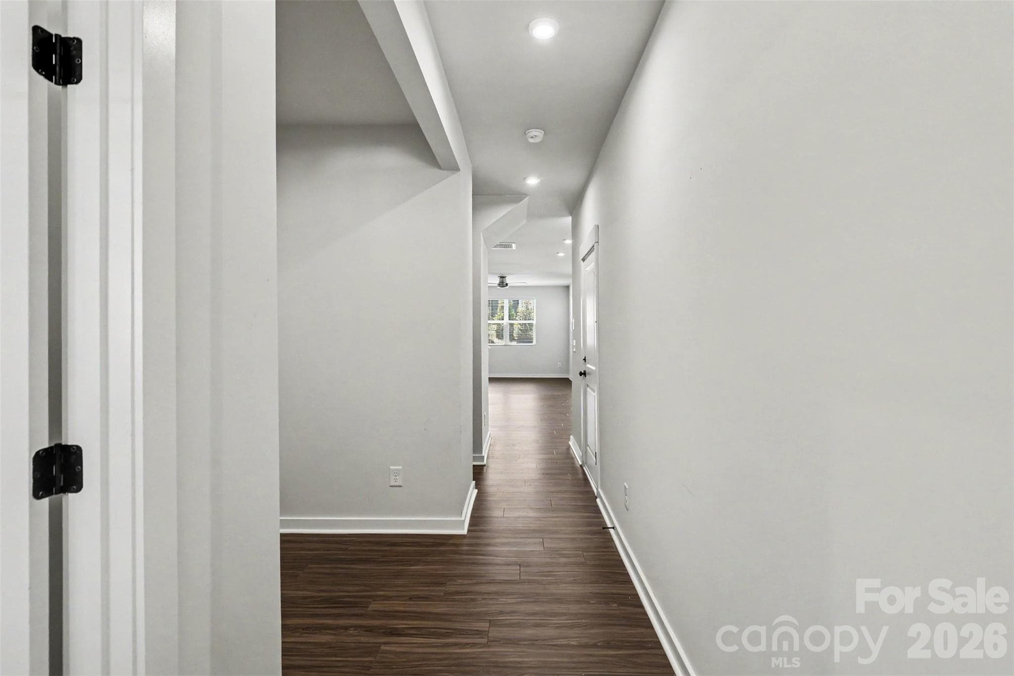 Townhouse at 9521 Munsing Drive, Charlotte, photo 3 of 34