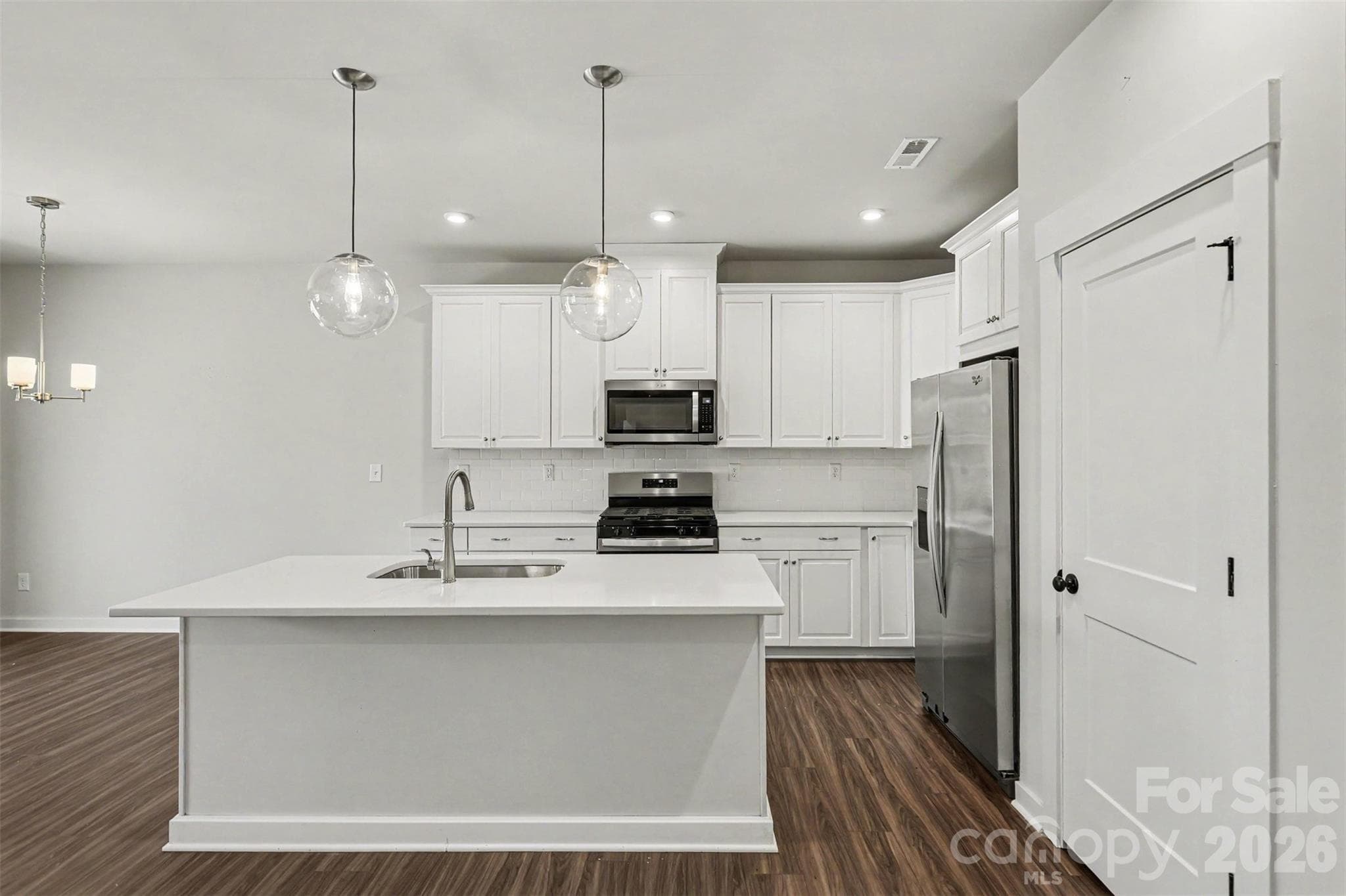 Townhouse at 9521 Munsing Drive, Charlotte, photo 8 of 34