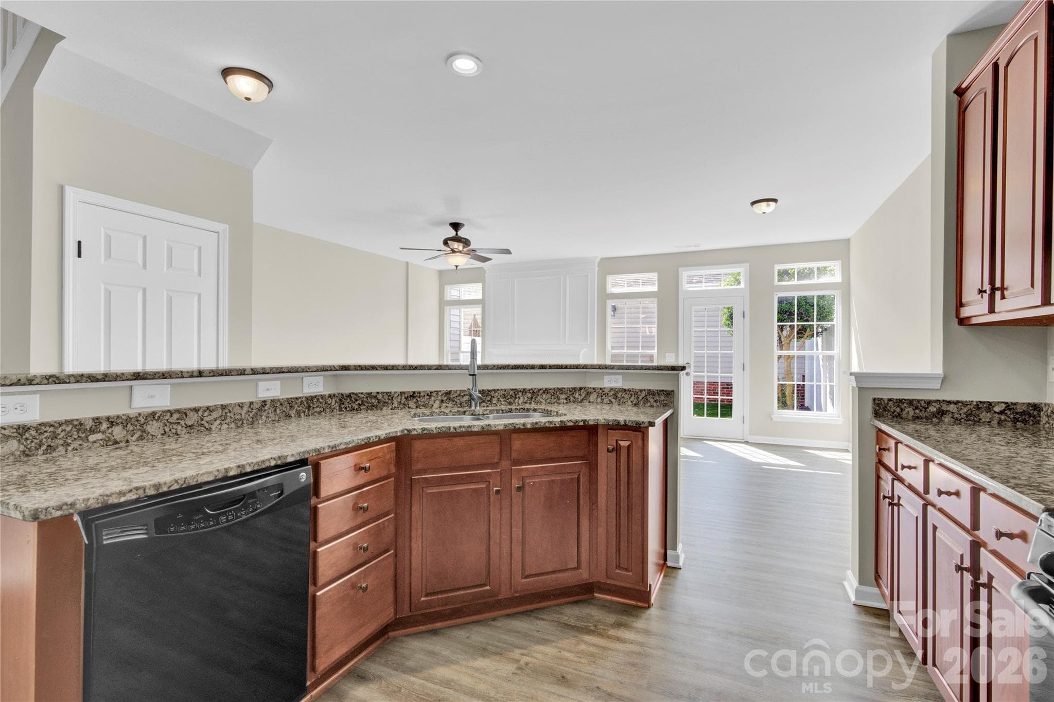 Townhouse at 20528 Harbor View Drive, Cornelius, photo 22 of 44
