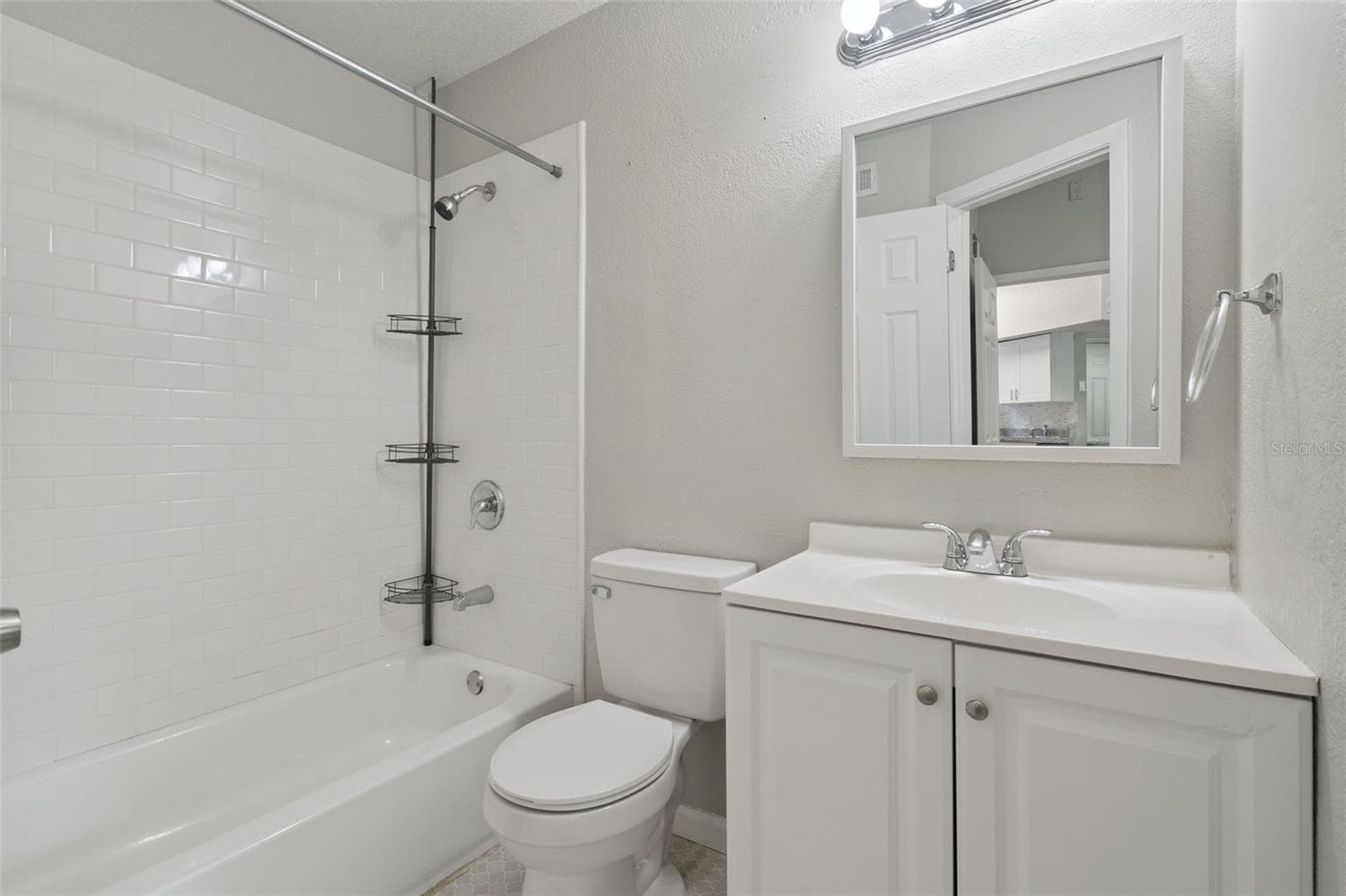Condominium at 1948 LAKE ATRIUMS CIR #124, ORLANDO, photo 13 of 27