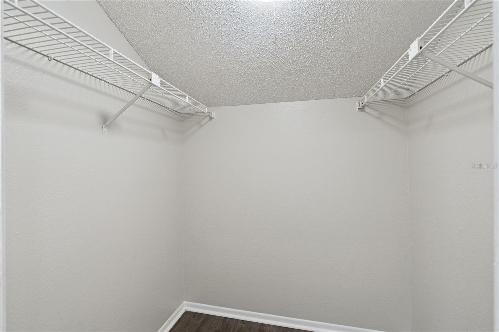 Condominium at 1948 LAKE ATRIUMS CIR #124, ORLANDO, photo 15 of 27