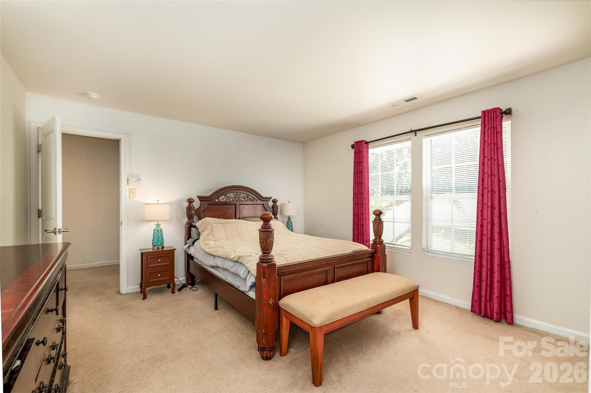 Single Family Residence at 7343 Fox Point Drive, Charlotte, photo 12 of 22