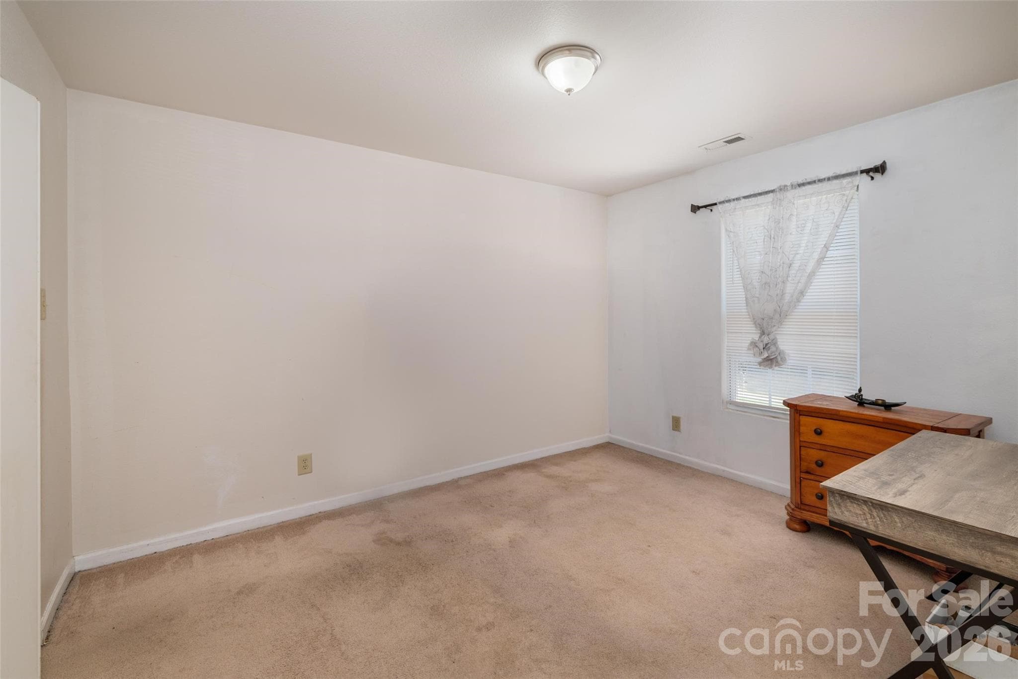 Single Family Residence at 7343 Fox Point Drive, Charlotte, photo 17 of 22