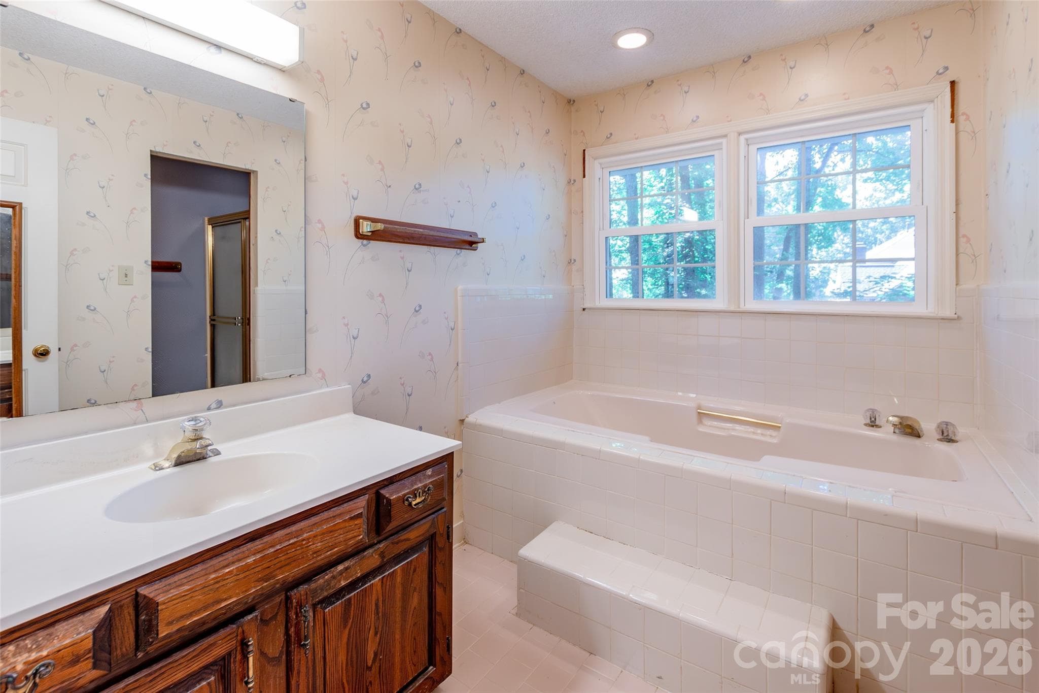 Single Family Residence at 1171 Candlelight Drive, Rock Hill, photo 19 of 32