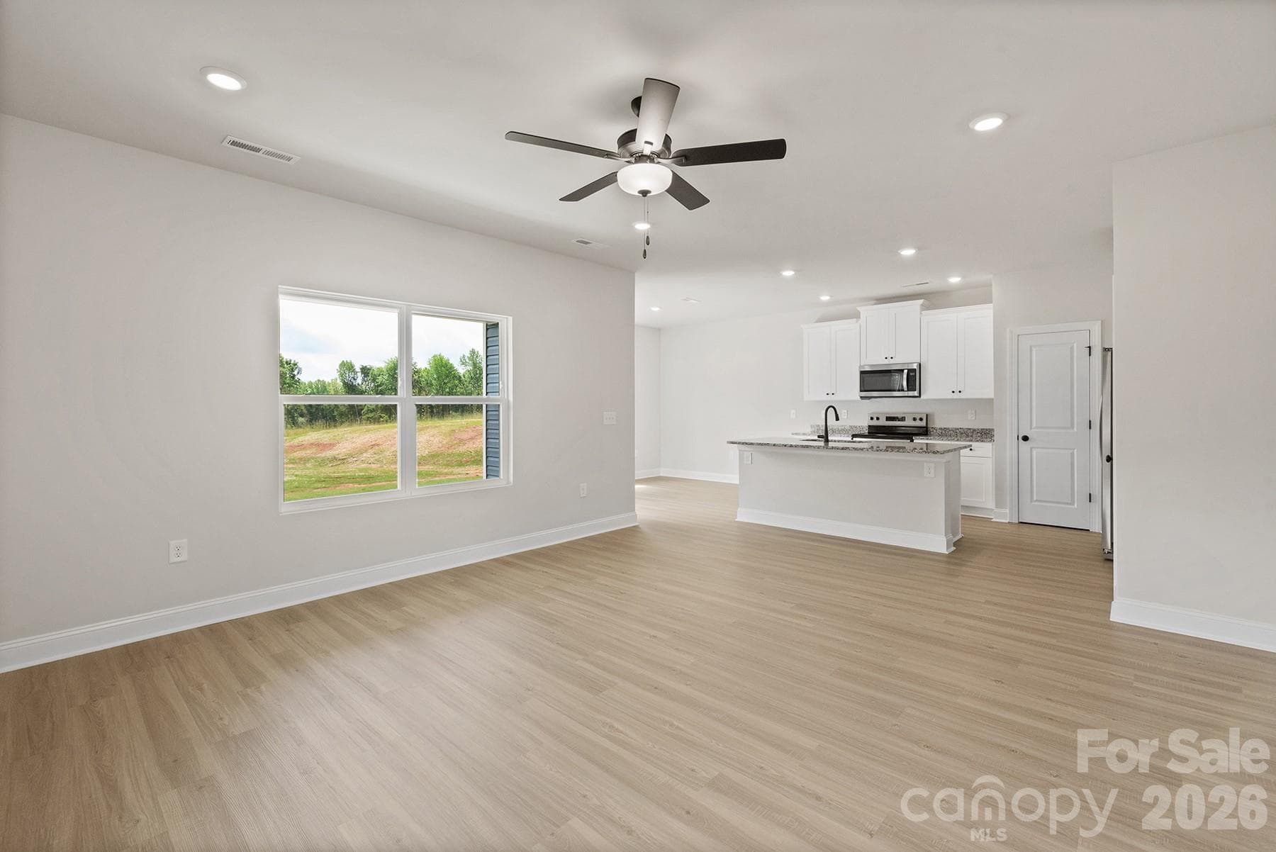 Single Family Residence at Gastonia, photo 3 of 15
