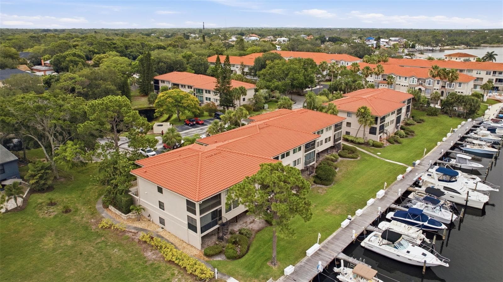 Condominium at 1802 MARINER DR E #25, TARPON SPRINGS, photo 27 of 43