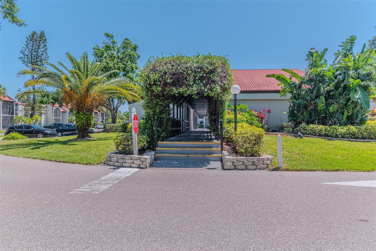 Condominium at 3281 BENEVA RD #202, SARASOTA, photo 45 of 52