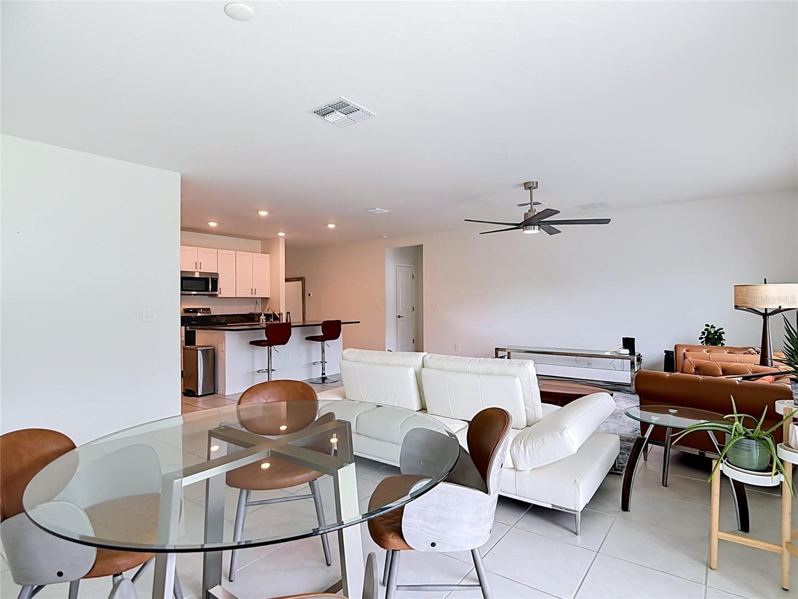 Single Family Residence at 1633 RED LOOP, LAKELAND, photo 11 of 60