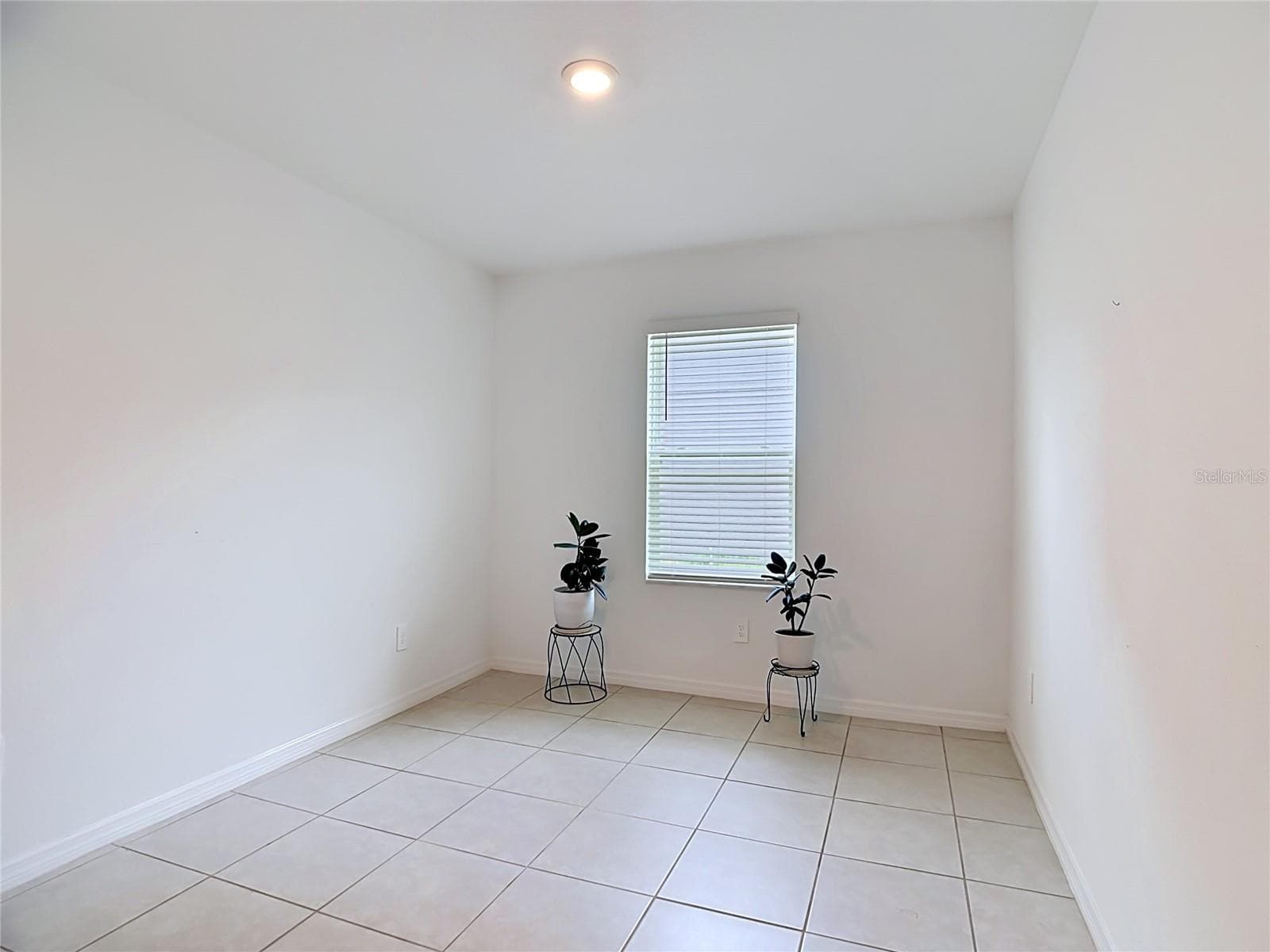 Single Family Residence at 1633 RED LOOP, LAKELAND, photo 20 of 60
