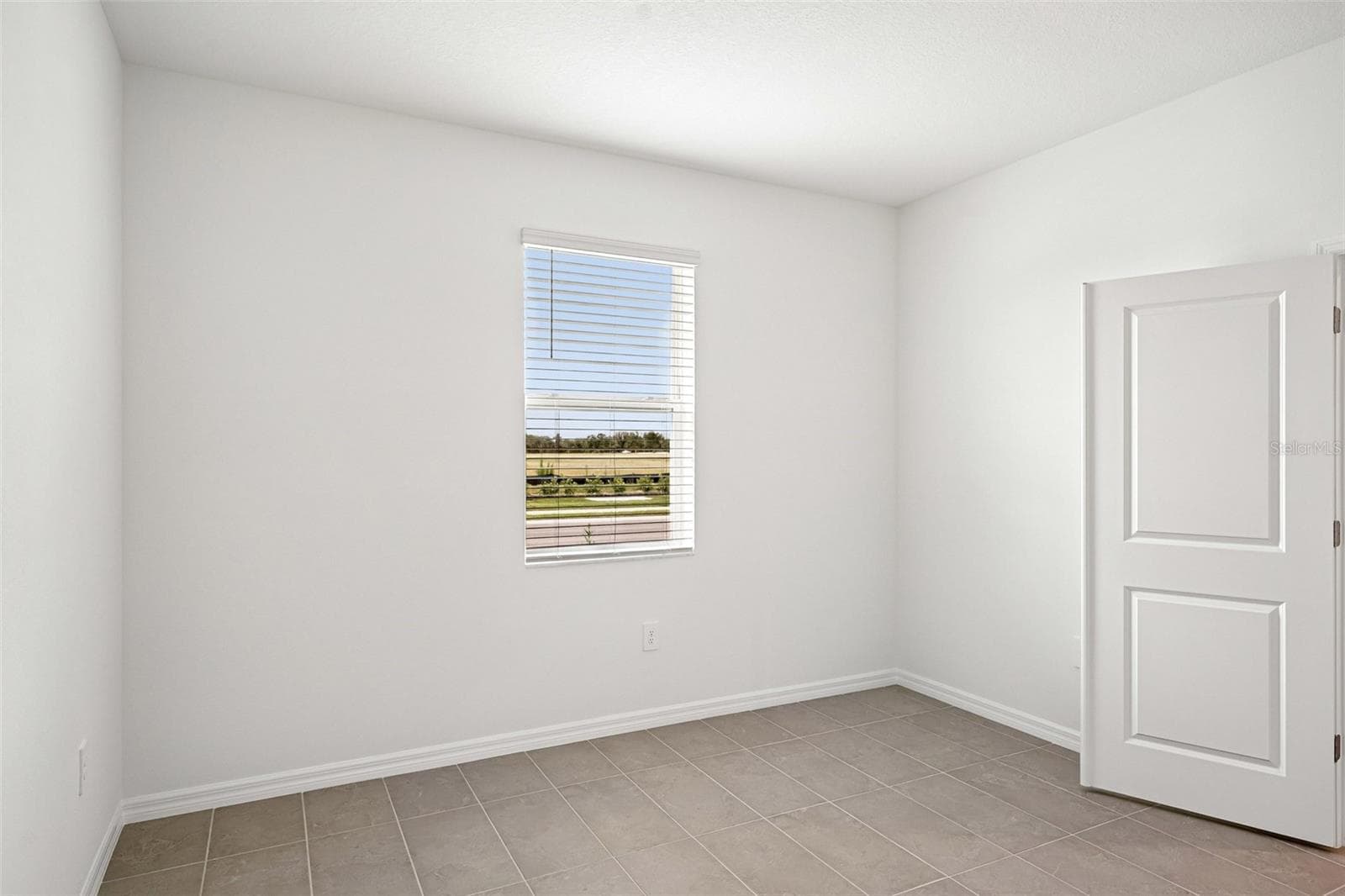 Single Family Residence at 4606 OUTHAUL RUN, PALMETTO, photo 16 of 38