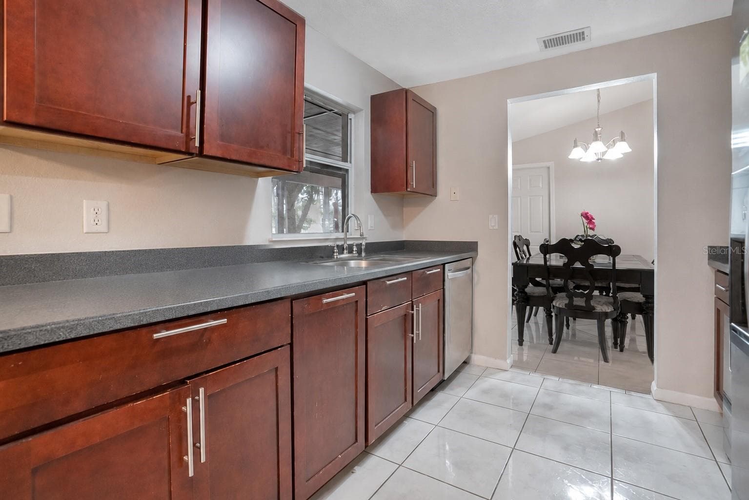 Single Family Residence at 5533 PENTAIL CIR, TAMPA, photo 15 of 37