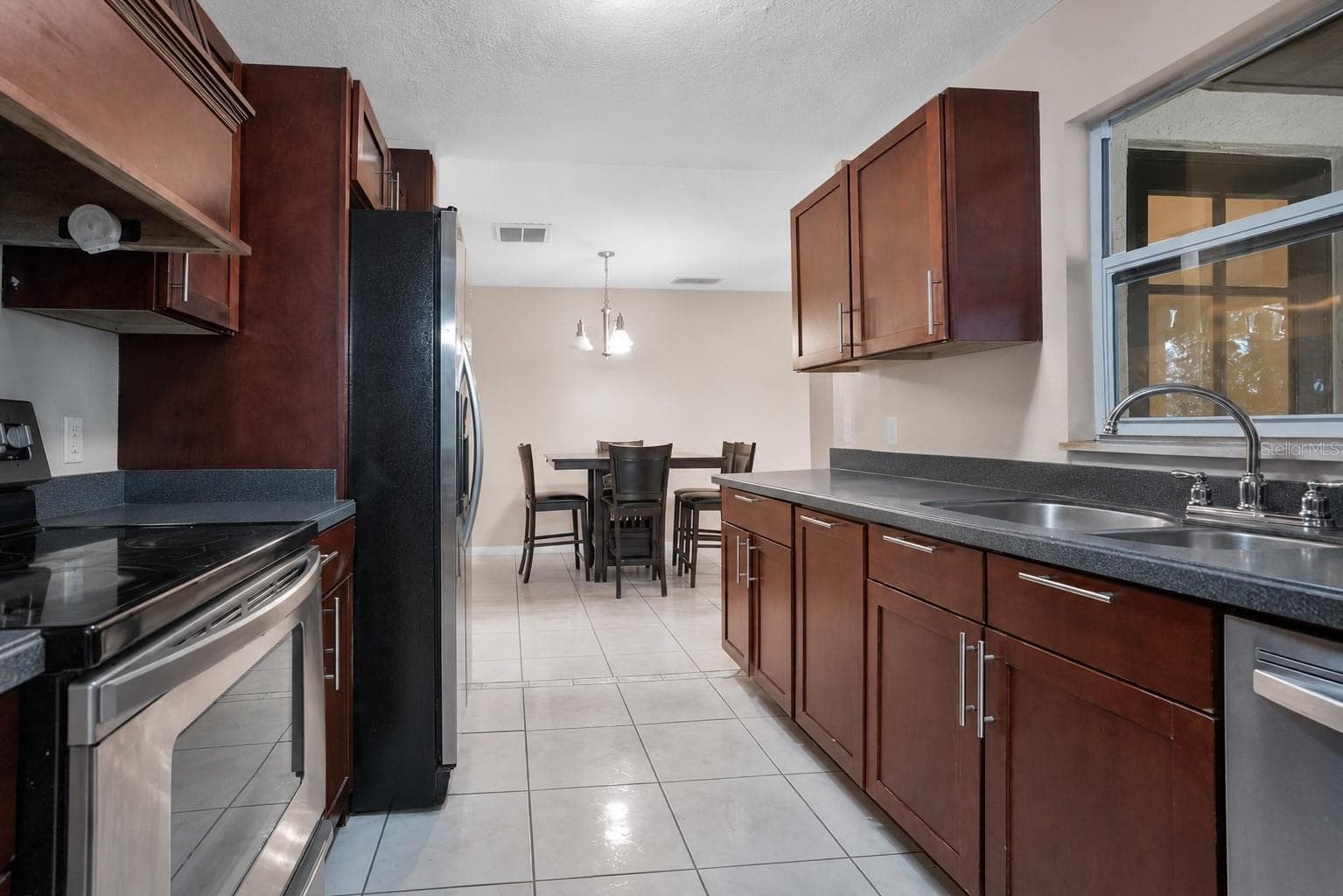 Single Family Residence at 5533 PENTAIL CIR, TAMPA, photo 16 of 37