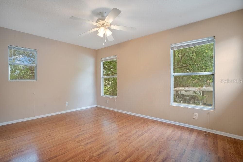 Single Family Residence at 5533 PENTAIL CIR, TAMPA, photo 25 of 37