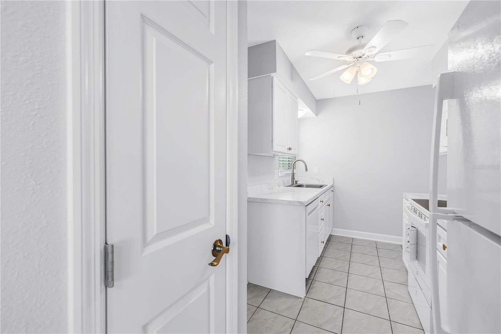Condominium at 6960 SUNSET DR S #1A, SOUTH PASADENA, photo 14 of 34
