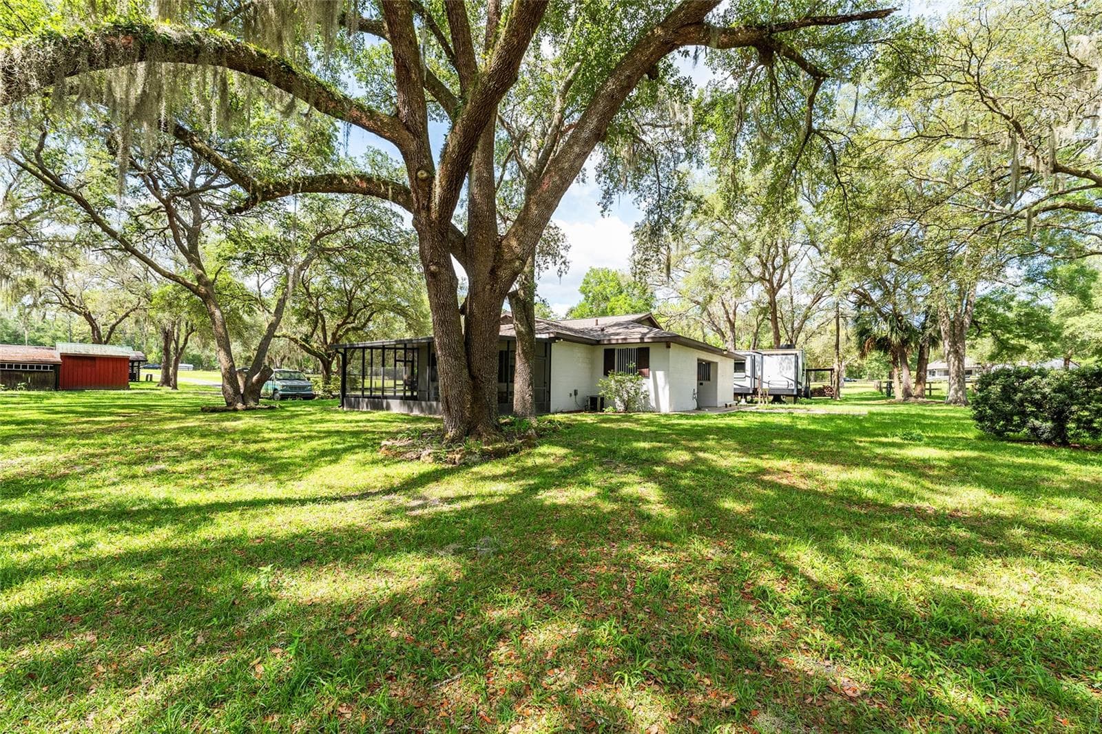 Single Family Residence at 10871 SE COUNTY ROAD 326, MORRISTON, photo 10 of 100