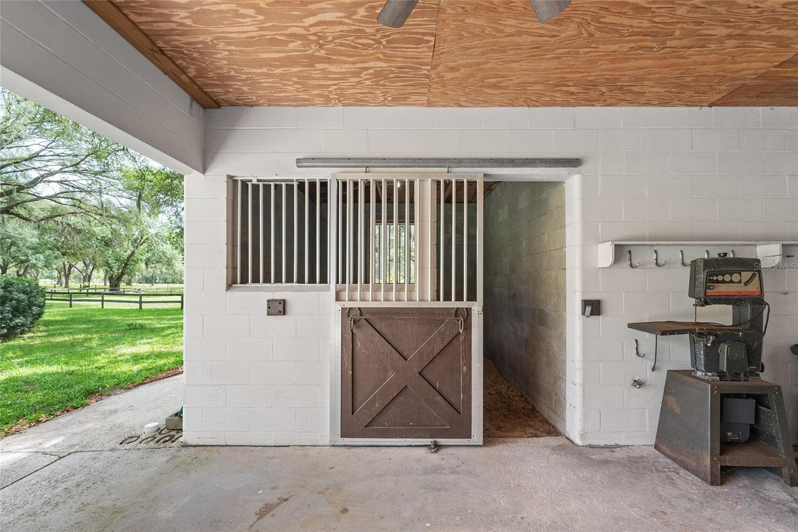 Single Family Residence at 10871 SE COUNTY ROAD 326, MORRISTON, photo 69 of 100