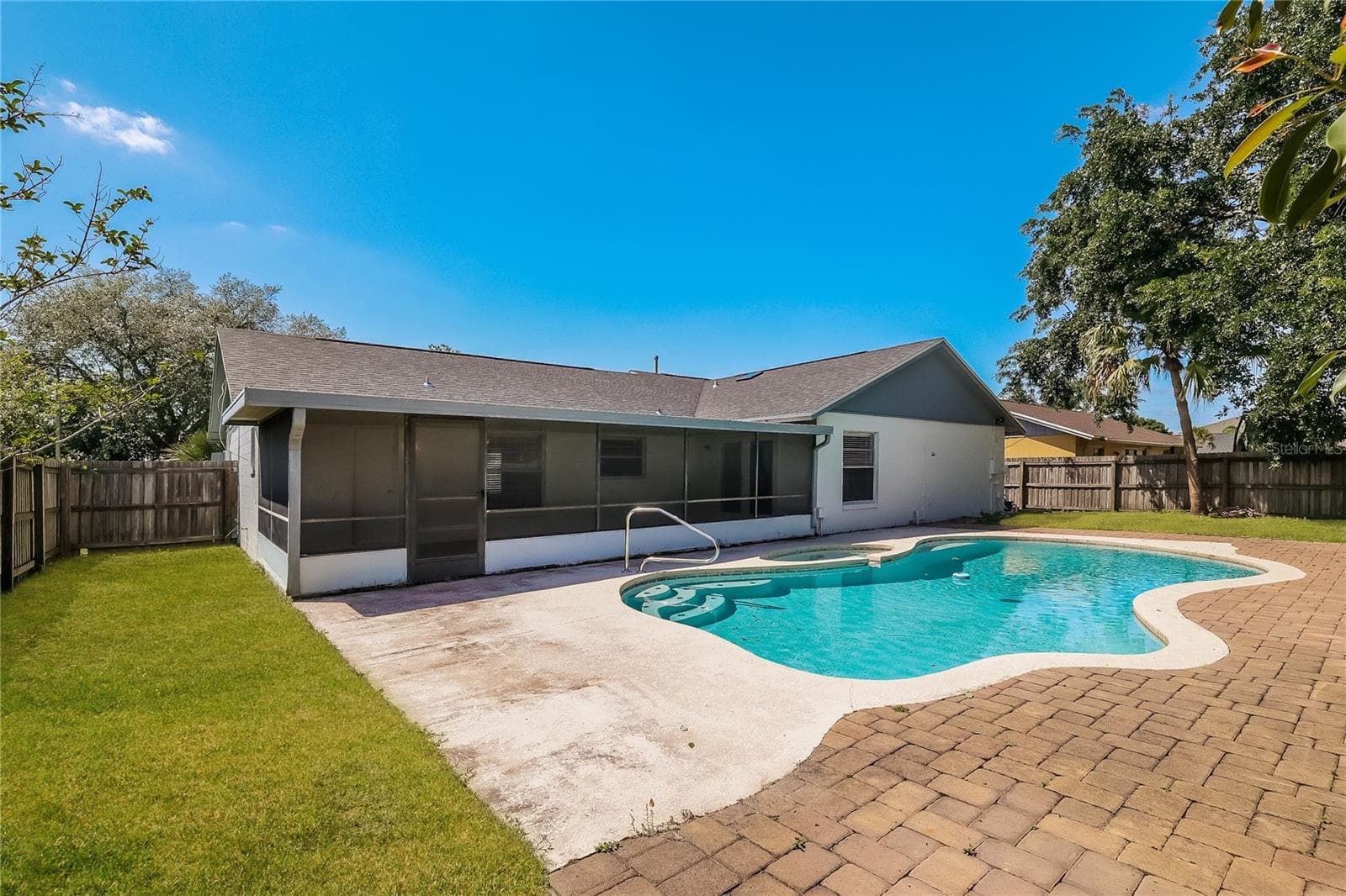 Single Family Residence at 12013 CLOVE ST, ORLANDO, photo 2 of 15