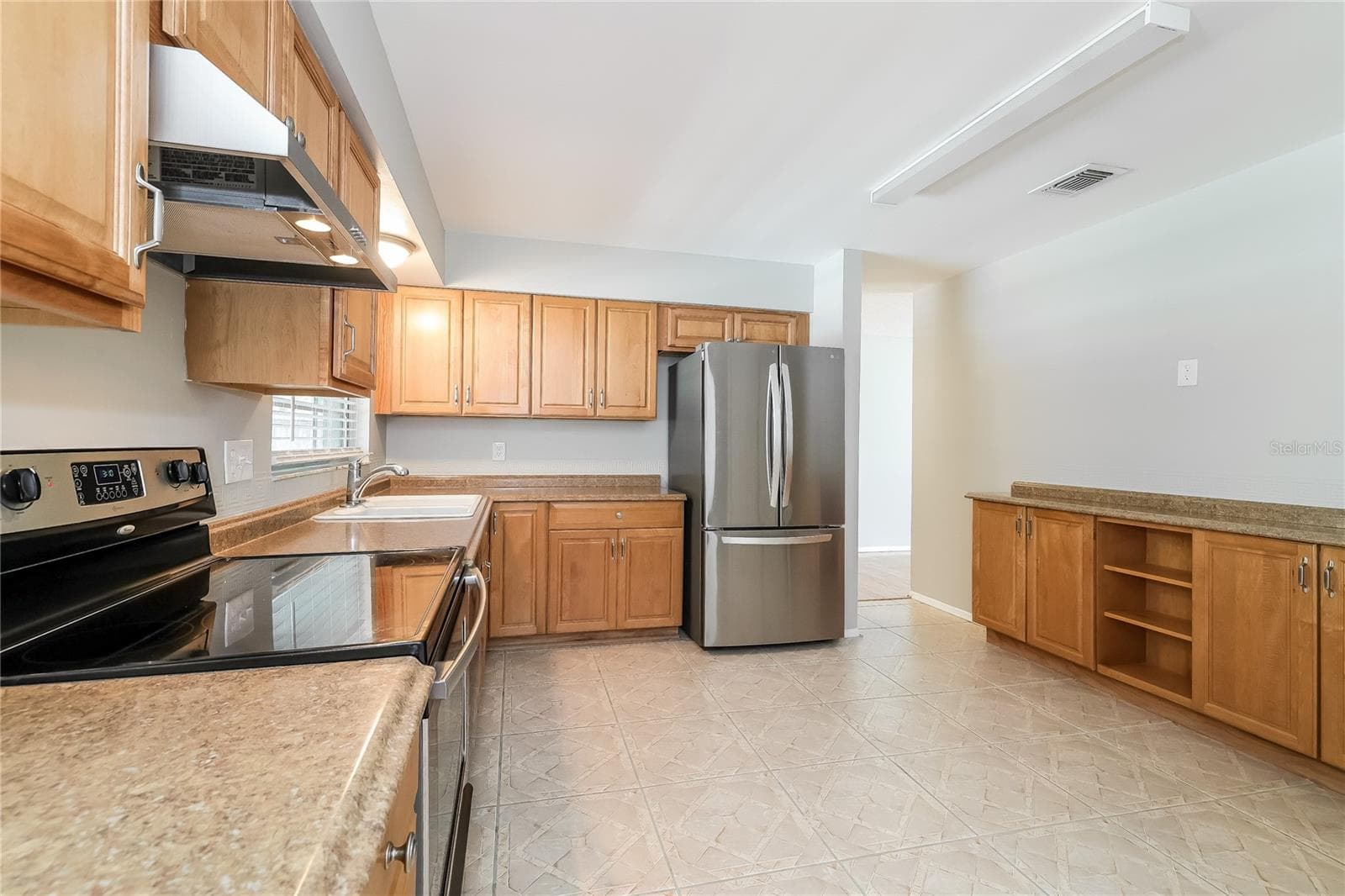 Single Family Residence at 12013 CLOVE ST, ORLANDO, photo 6 of 15