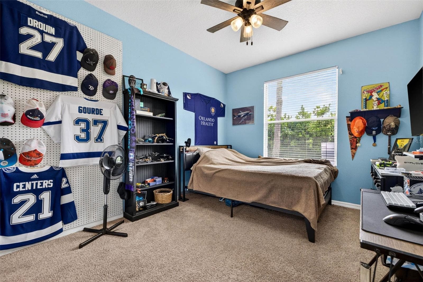 Single Family Residence at 18127 HERON WALK DR, TAMPA, photo 22 of 46