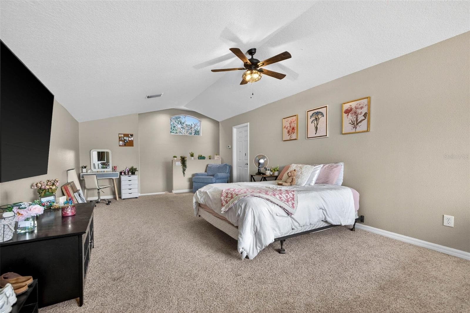 Single Family Residence at 18127 HERON WALK DR, TAMPA, photo 28 of 46