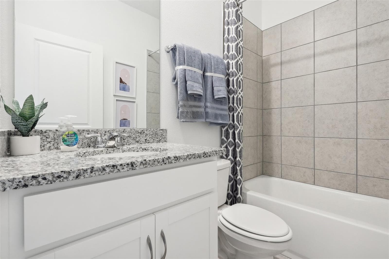 Single Family Residence at 9517 STARLING LOOP, LEESBURG, photo 26 of 42