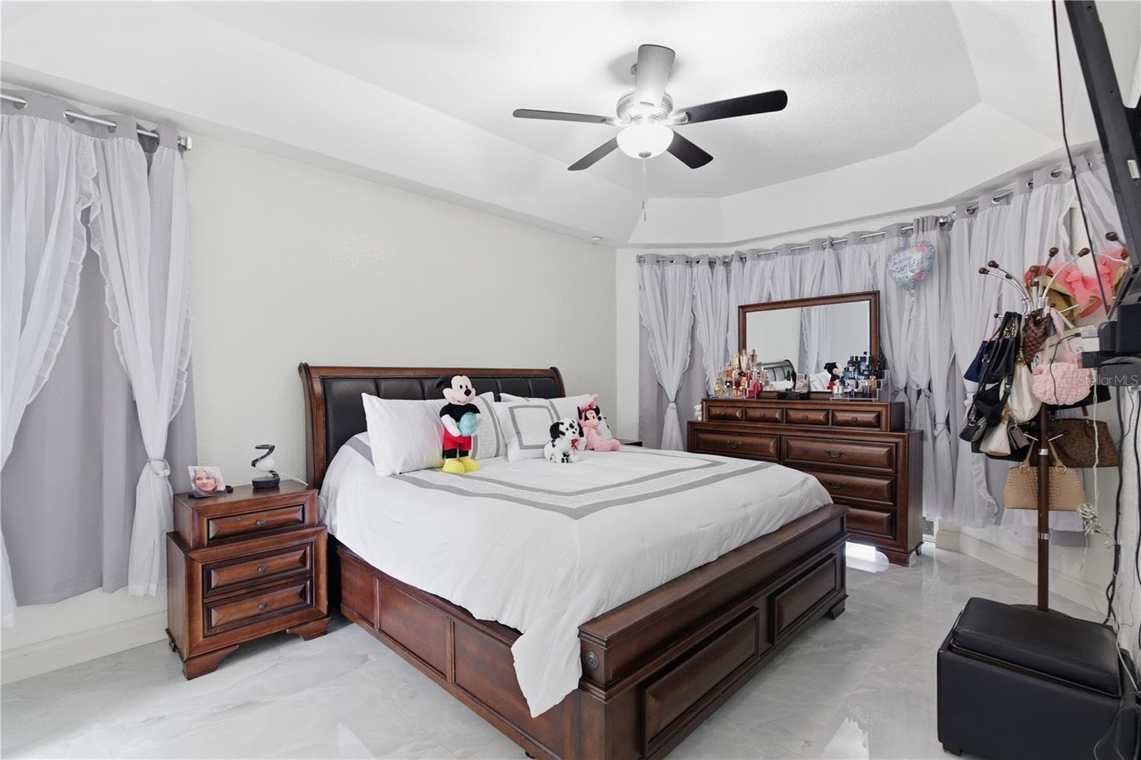 Master bedroom - 8424 BALM ST, WEEKI WACHEE