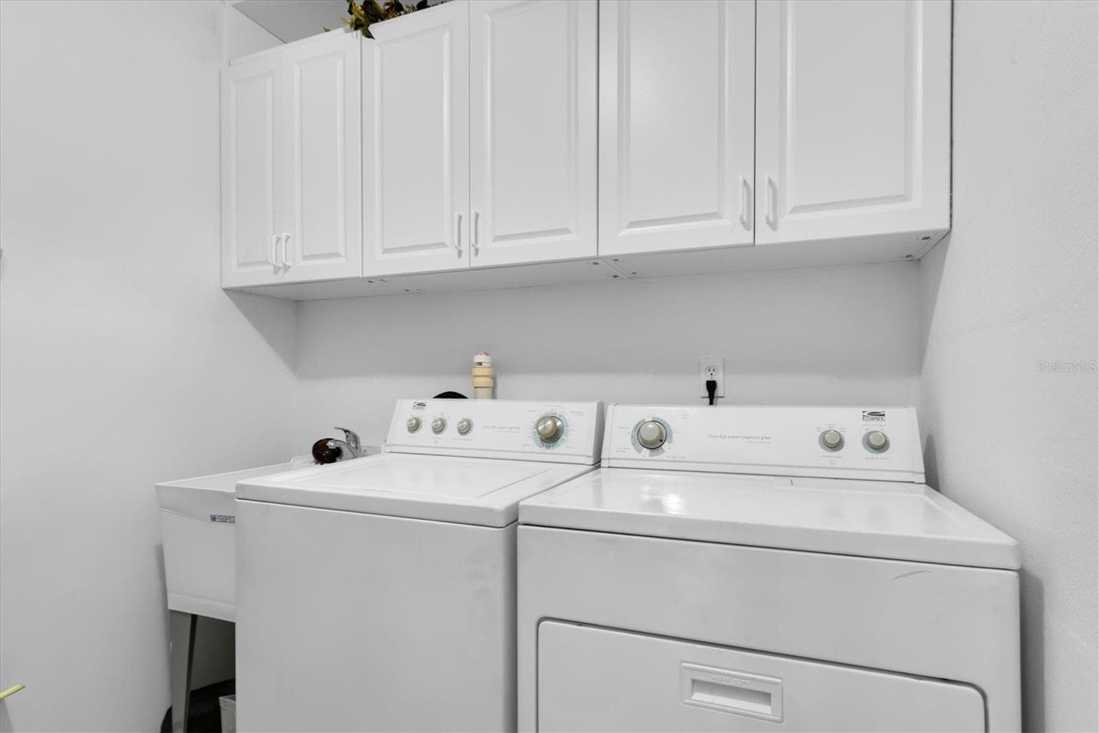 Single Family Residence at 55A DOLPHIN DR, TREASURE ISLAND, photo 23 of 36